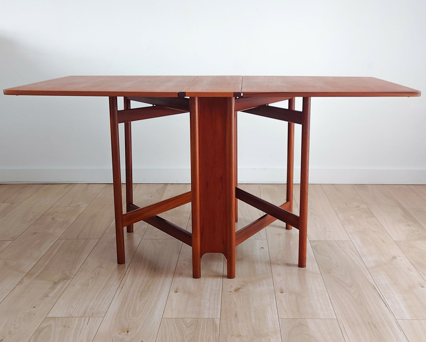 Mid Century Retro McIntosh Drop Leaf Dining Table