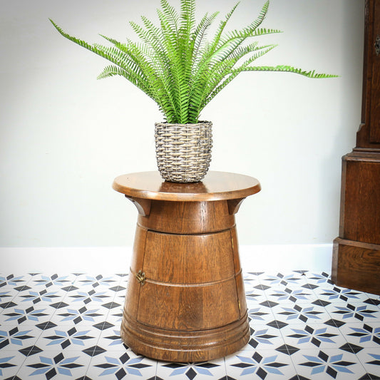 Oak Barrell Style Occasion Table Side Table with Cupboard