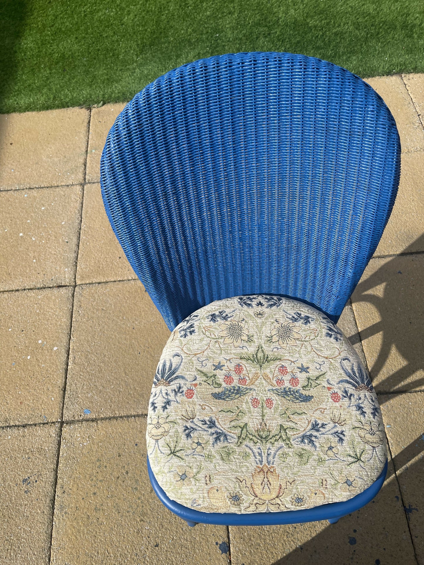 Copy of Lloyd loom dining/ accent chairs. Different colours. Different fabric. Choose the combination