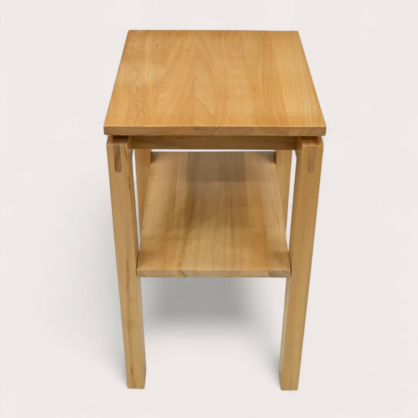 Ercol Latitude Lamp Table Ercol's Blonde Finish Model 0099 FREE UK Delivery*. SBR10786/0108E