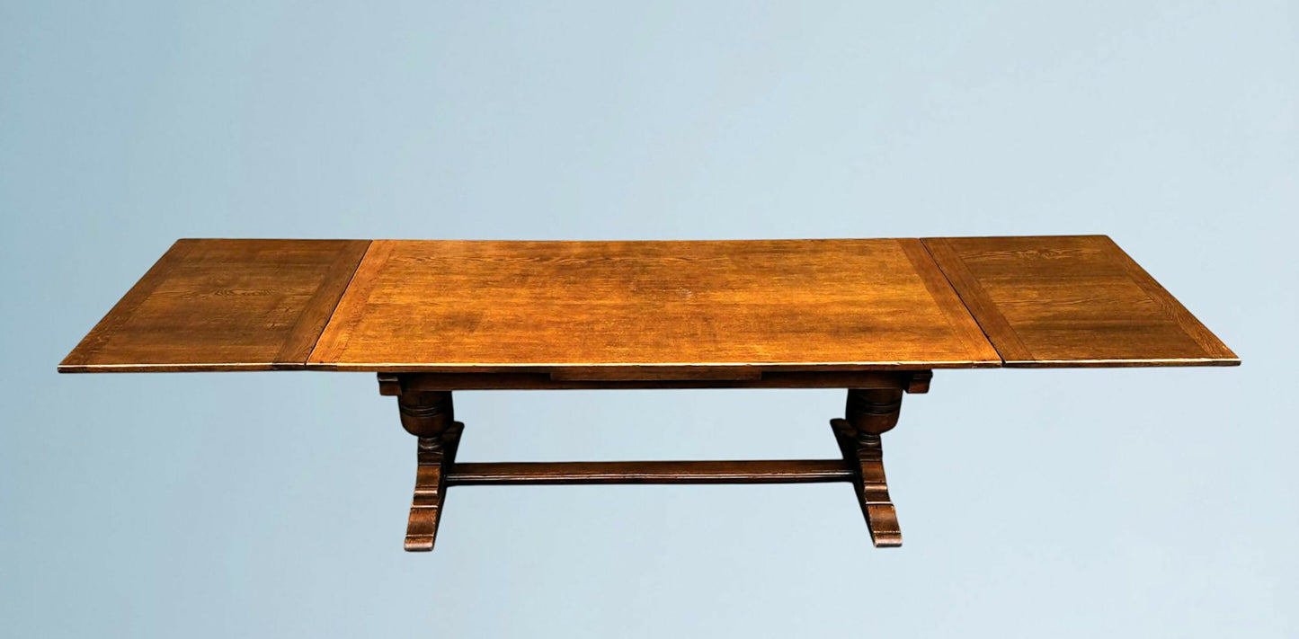 Large Oak Draw Leaf Dining Table Seats 12