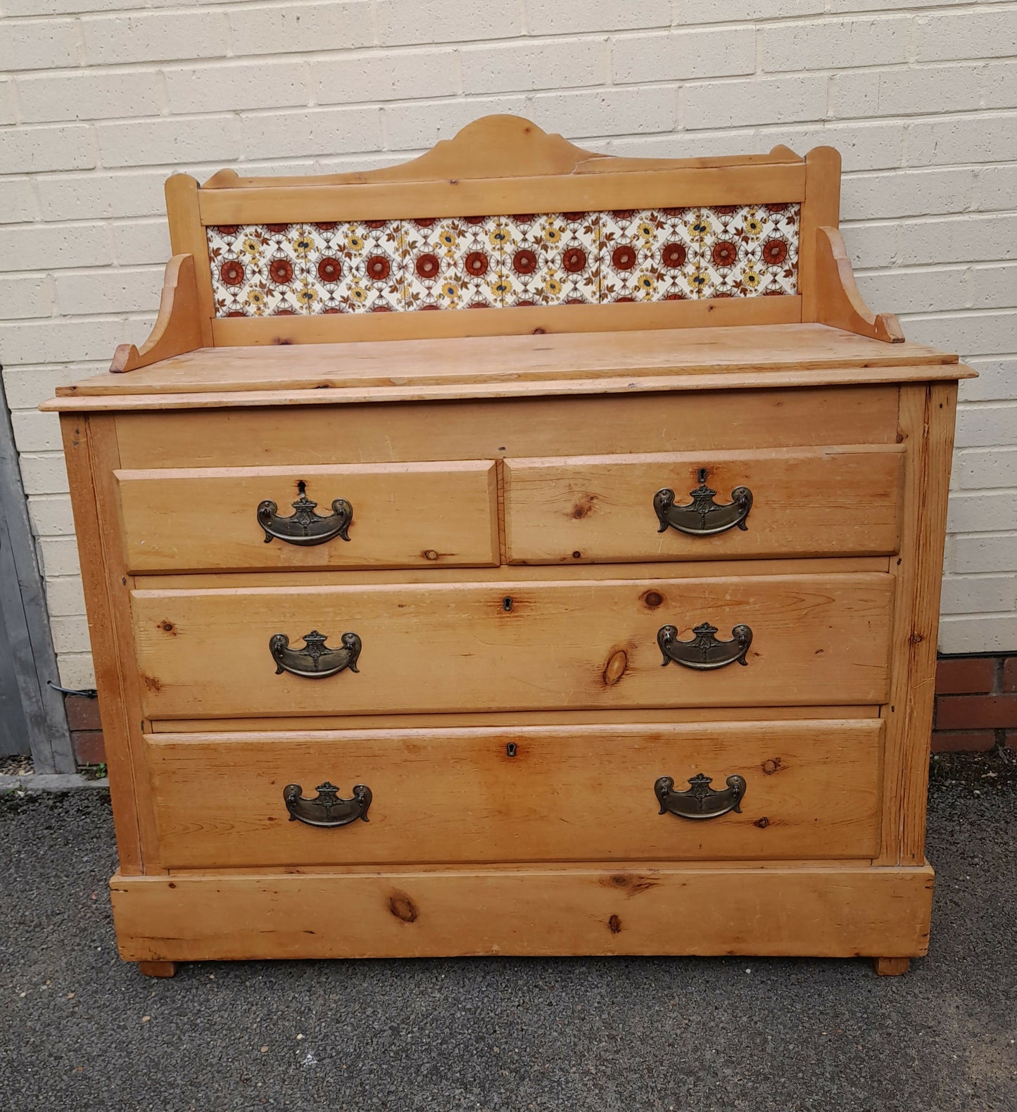 Victorian Pine Chest of Drawers