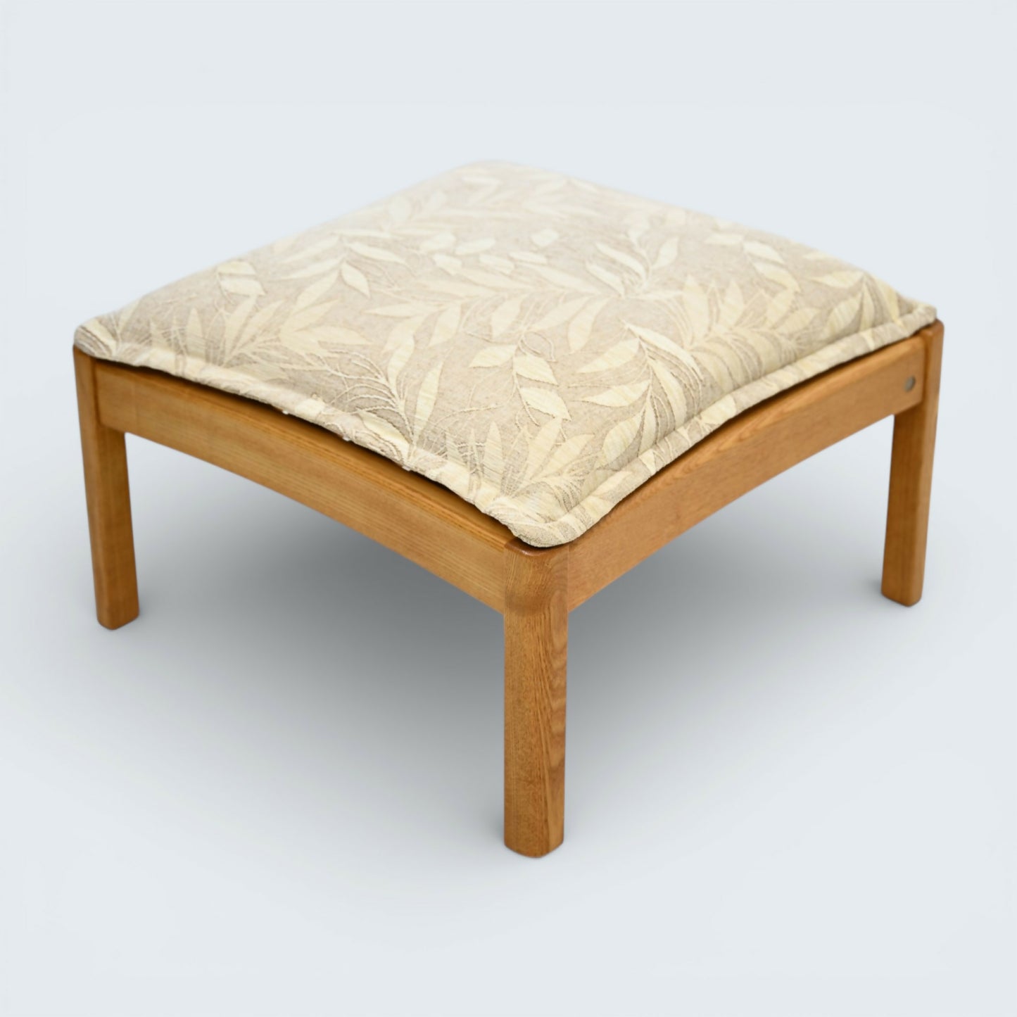 Ercol Extension Footstool Ercol's Light Finish Model 931 FREE UK Delivery