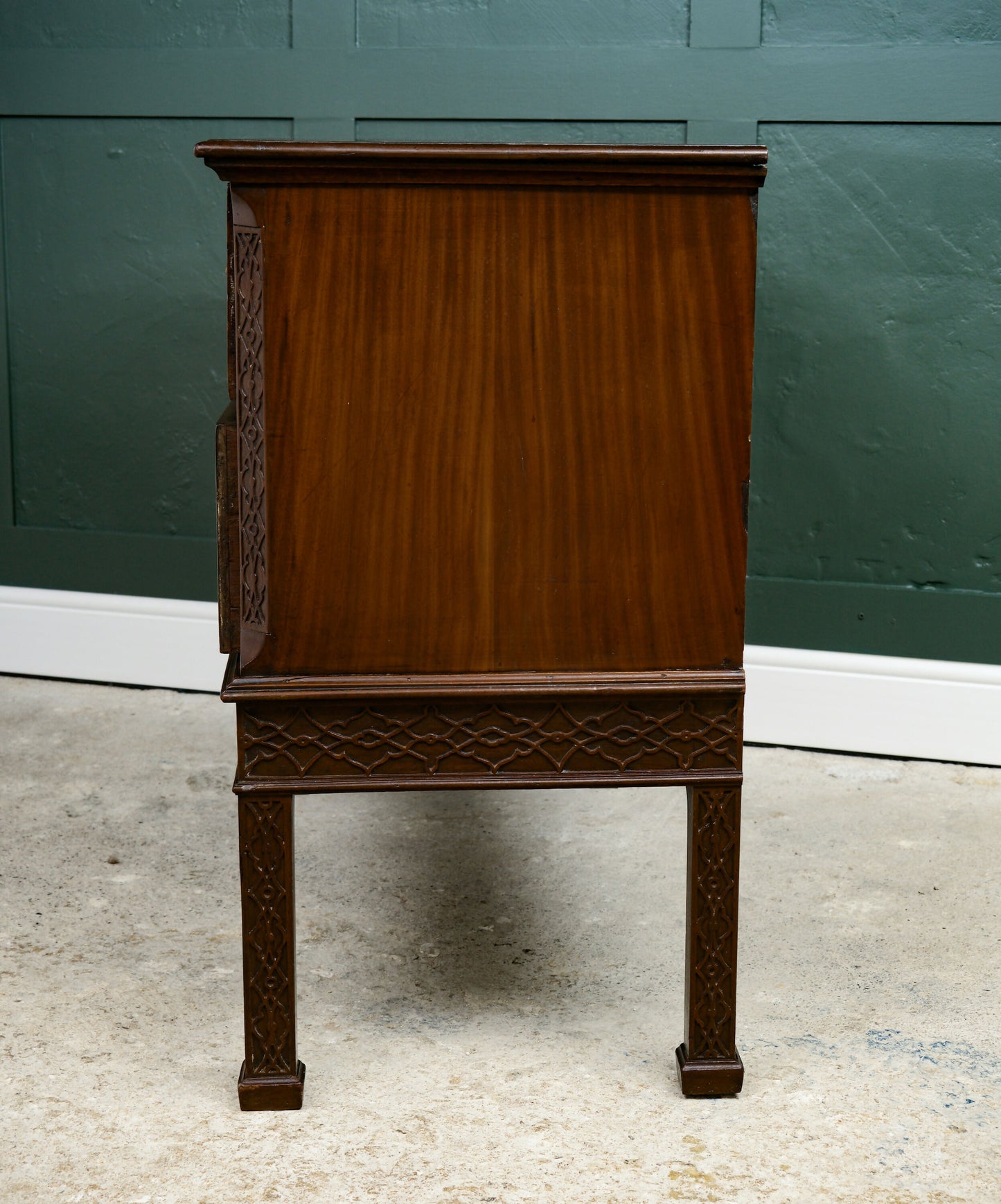 Mahogany Chest of Drawers on Raised Supports with Fretwork Decoration