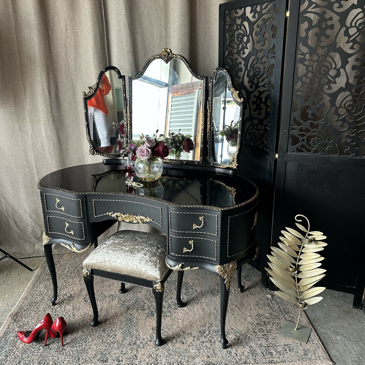 High Gloss Dressing Table Black and Gold Olympus Dressing Table