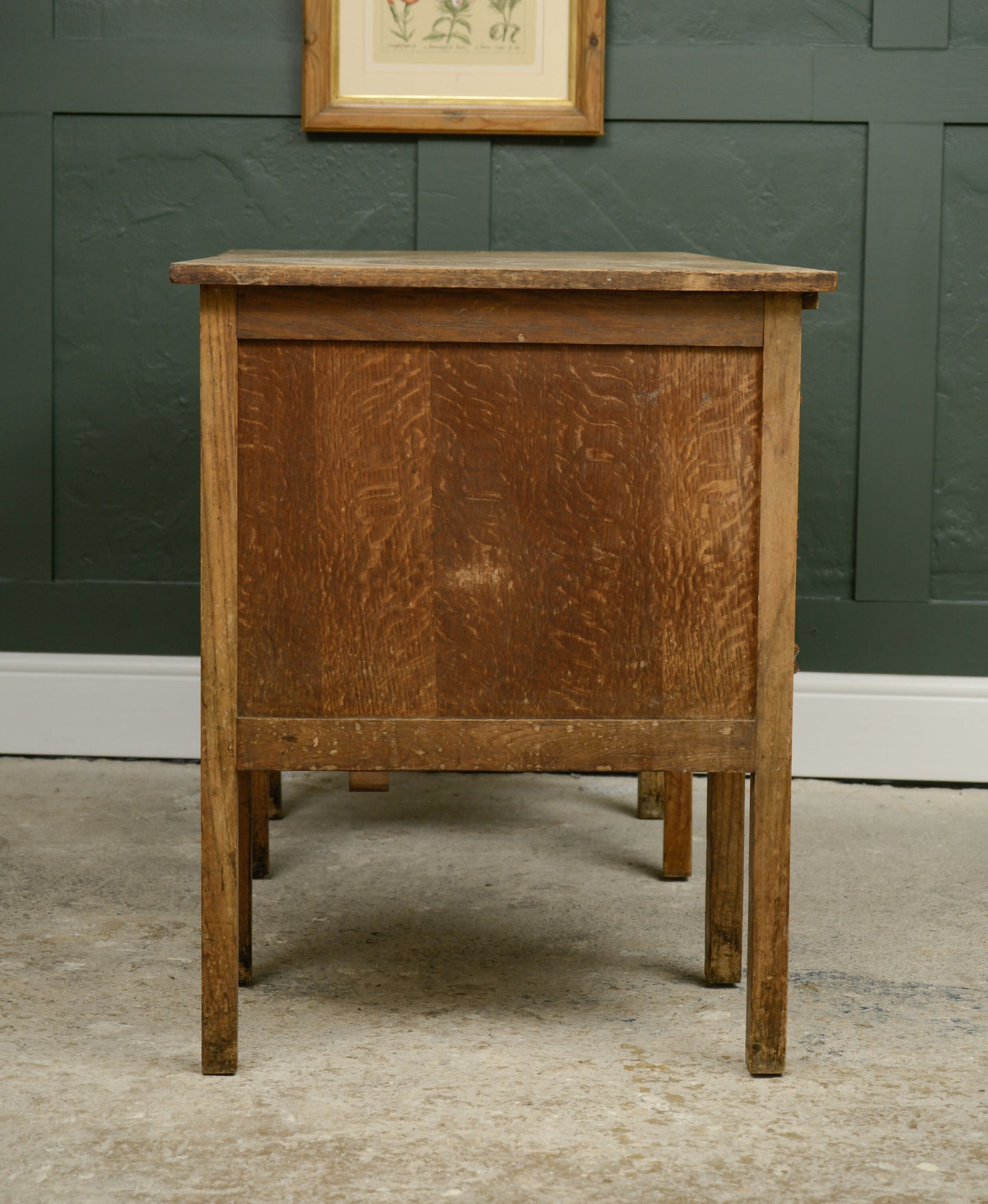 Vintage Oak Kneehole Desk - 1940s - Great Patina