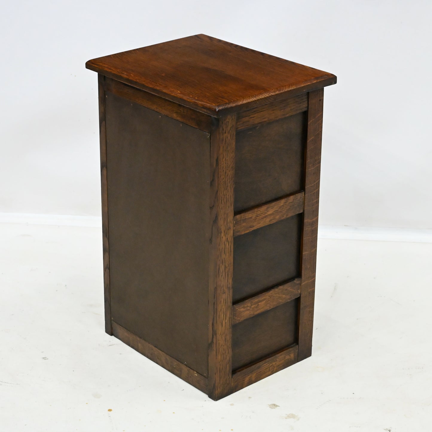 Vintage Oak bedside Cabinet 2 Shelves 62cm Tall Painted Inside FREE UK Delivery*. SBR11097/2710E
