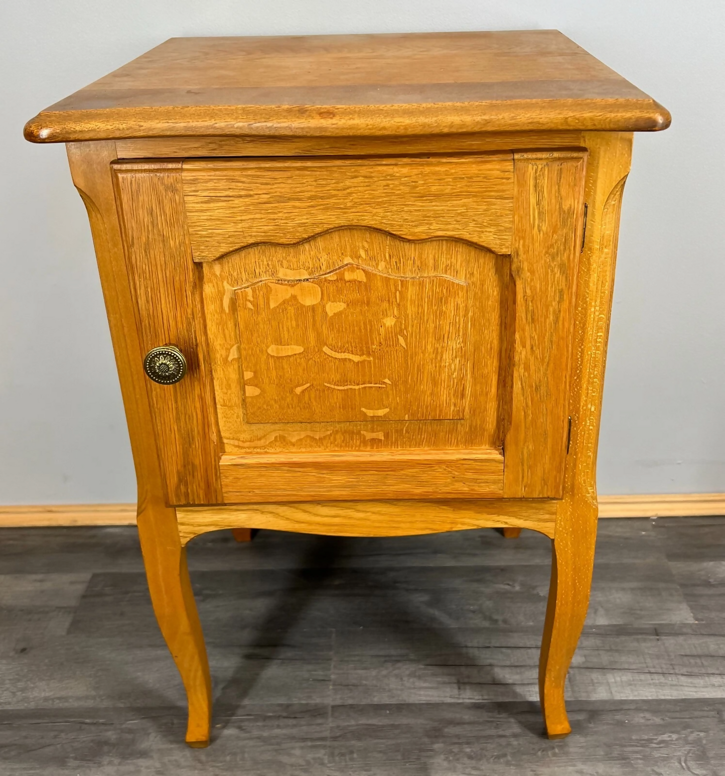 Bedside Table Vintage French Louis XVI Style Oak Cabinet Nightstand LOT 3728