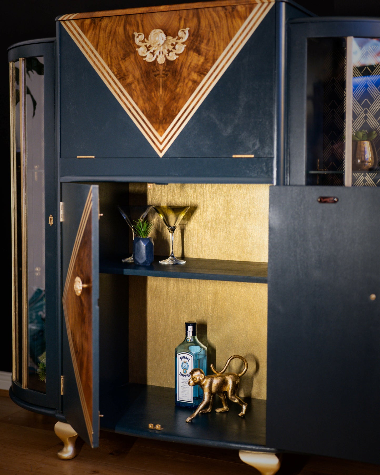 Art deco Cocktail Cabinet/ Drinks Cabinet/ Gin Cabinet