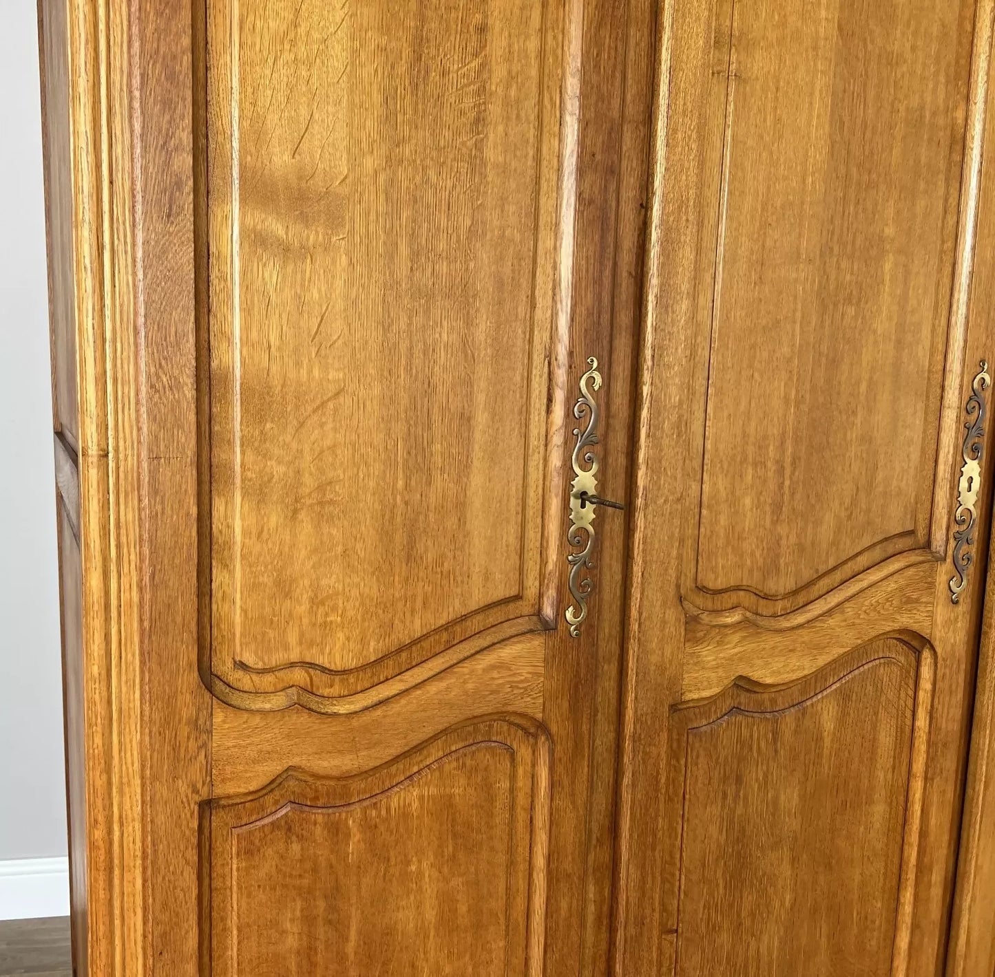 Wardrobe Vintage French Louis XVI Style Oak Four Door Carved Armoire LOT 4979