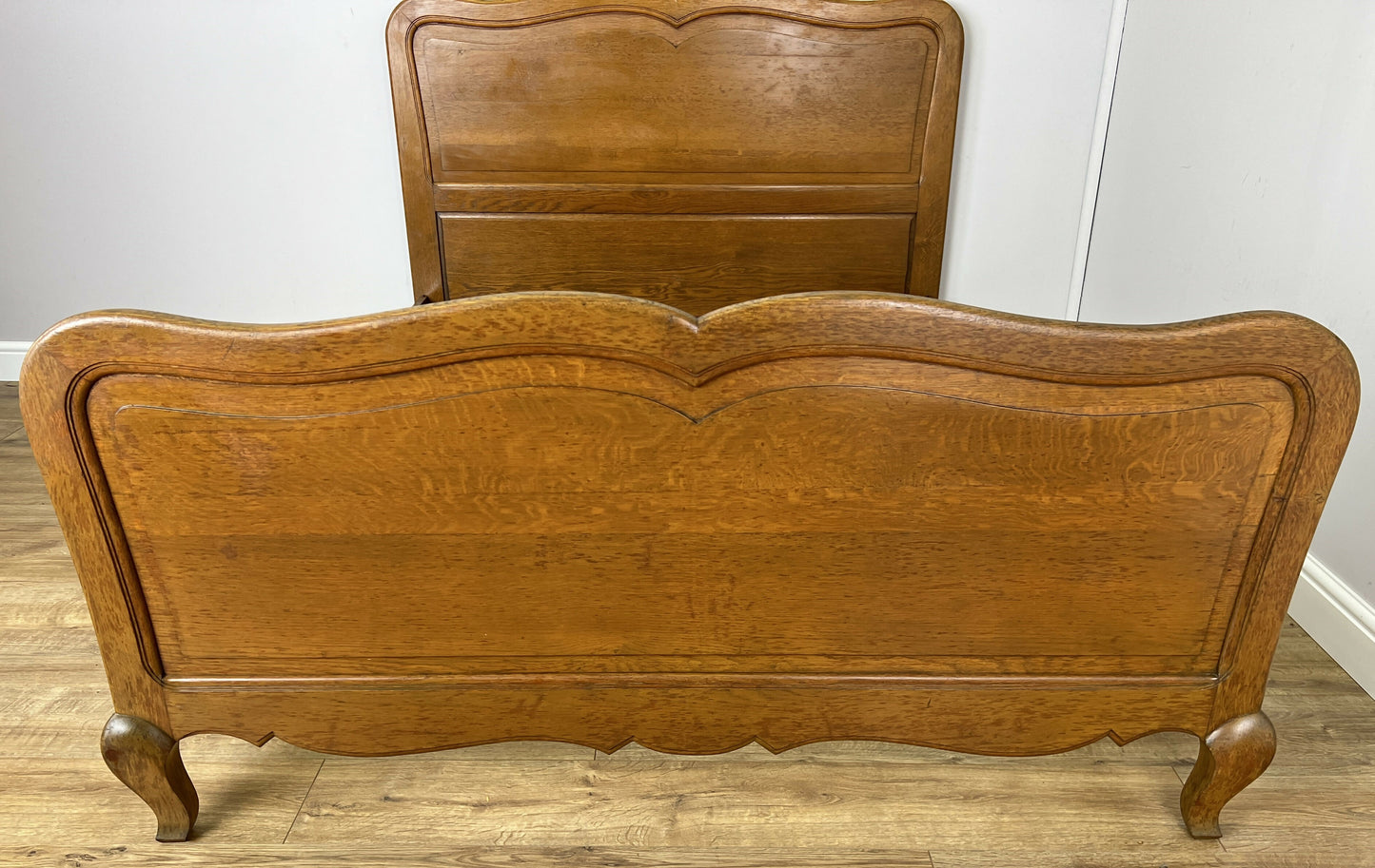 Bed Vintage French Louis XVI Oak Double Bed Frame Carved Headboard LOT 6380