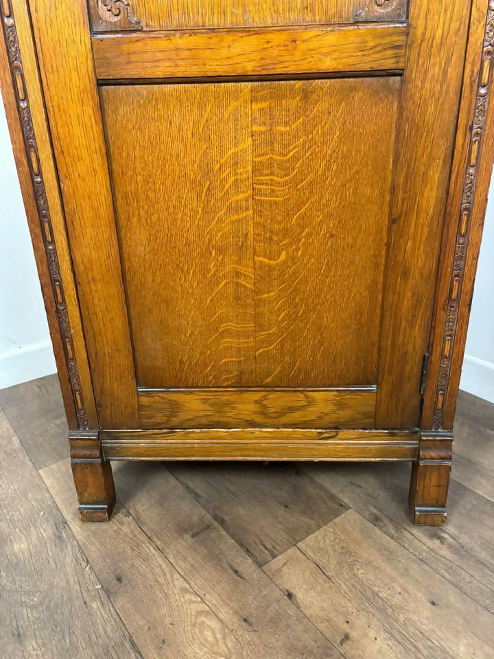 Vintage Oak Hall / Bachelor’s Wardrobe – Compact Single Door Hanging Cupboard