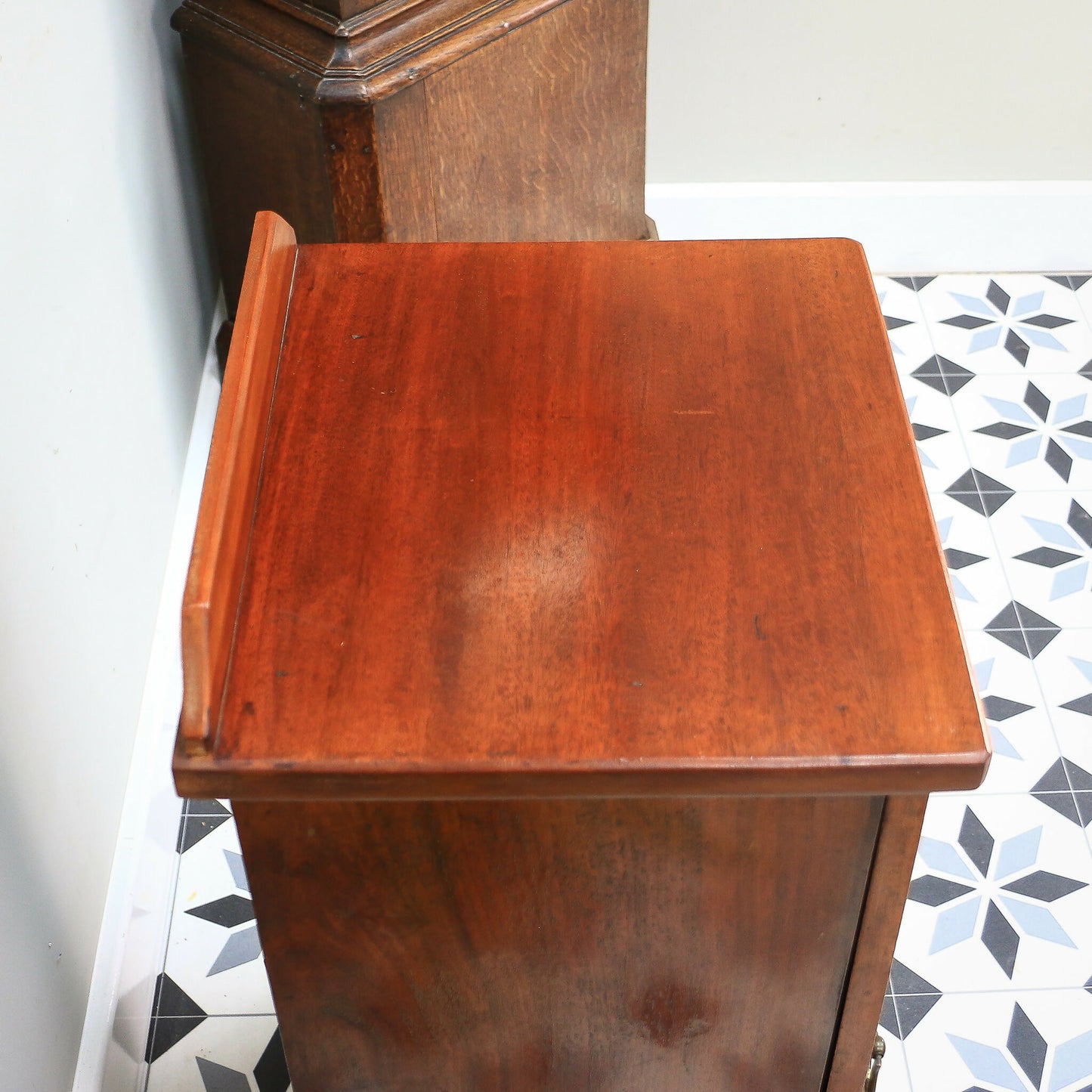 Antique Bedside Cabinet Pot Cupboard Late Victorian Mahogany and Burr Walnut