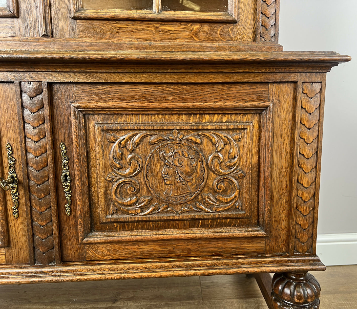 Bookcase Vintage French Oak Glazed Display Cabinet Carved Sideboard LOT 6257