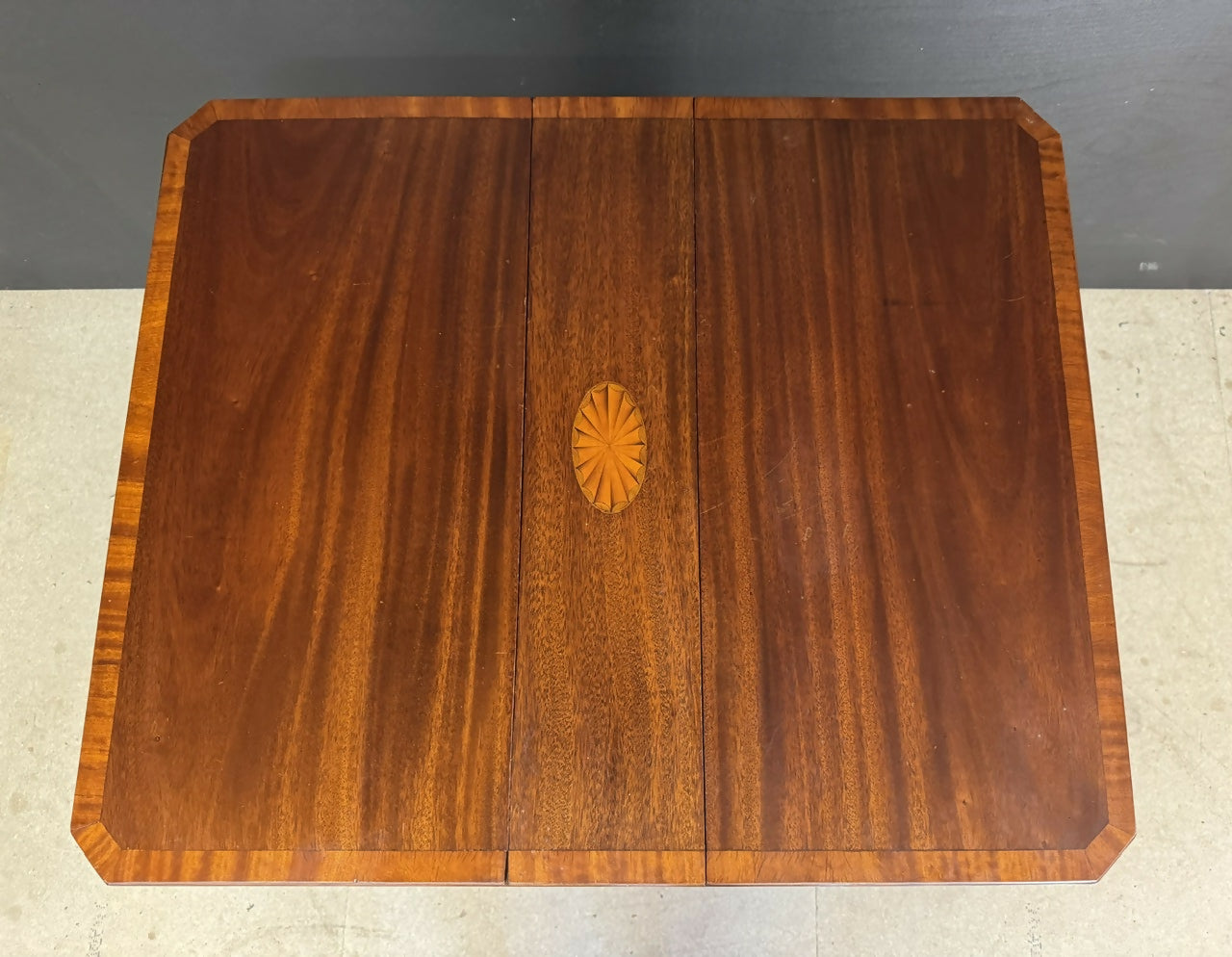 Inlaid Edwardian Sutherland Table