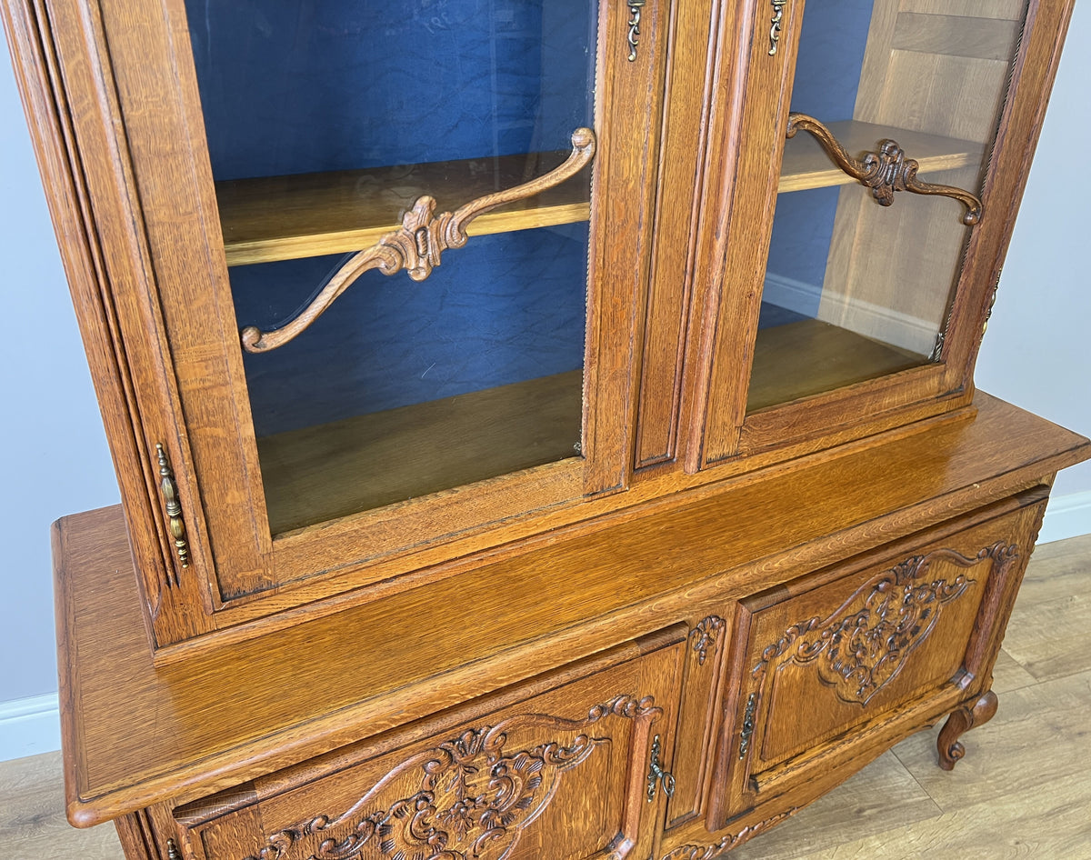 Bookcase Vintage French Louis Oak Glazed Display Cabinet Sideboard LOT 6546