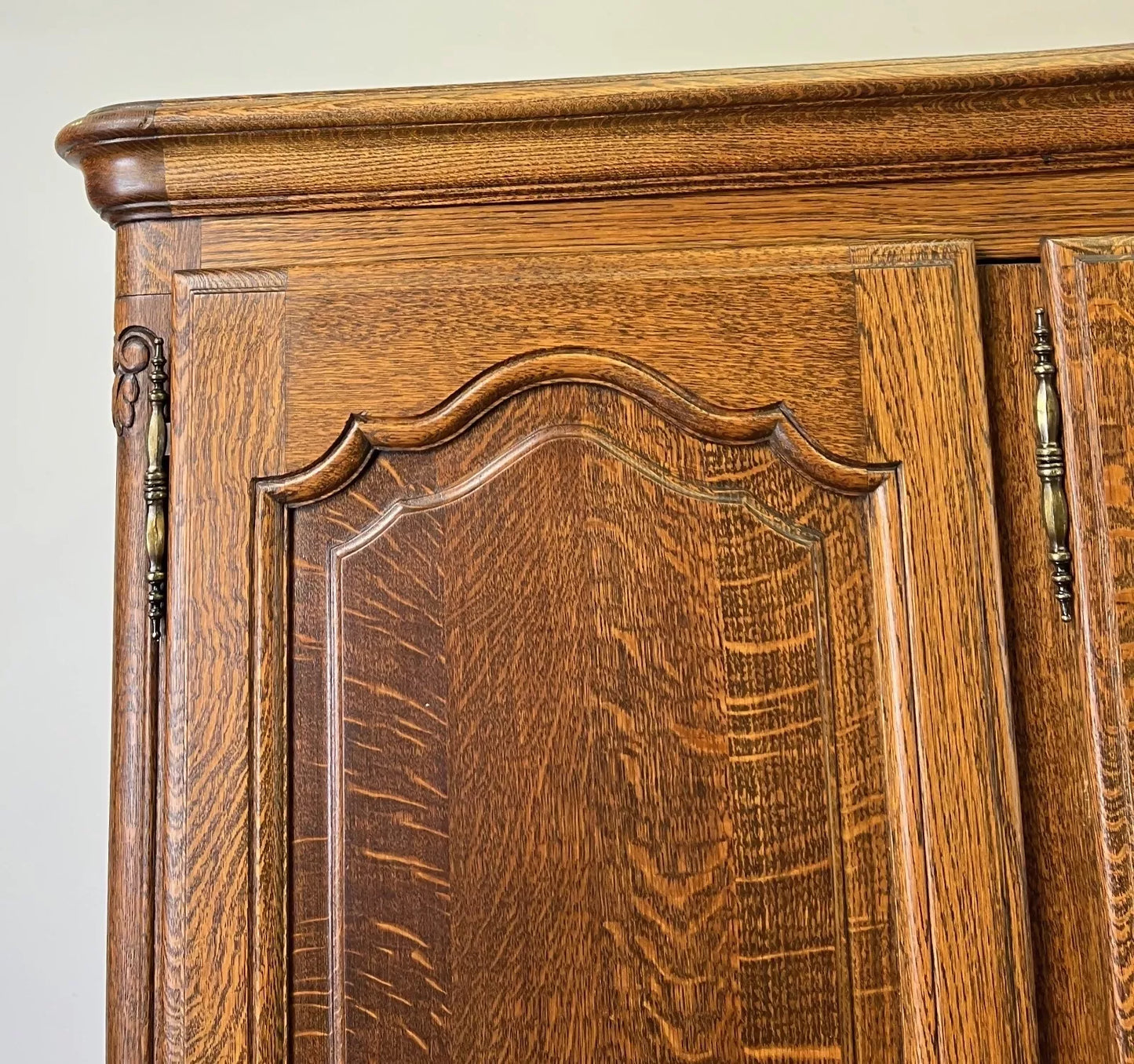 Wardrobe Vintage French Louis XVI Style Oak Four Door Carved Armoire LOT 4827
