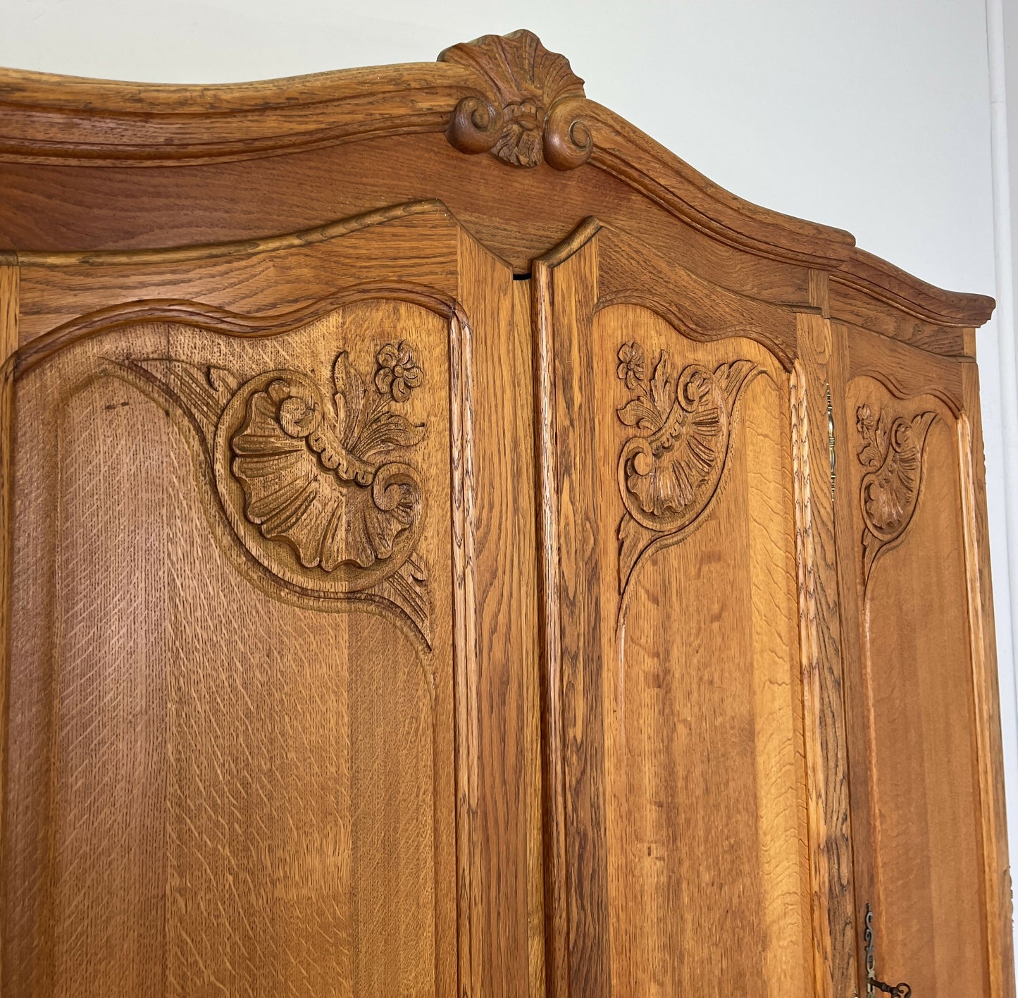 Wardrobe Vintage French Louis XVI Style Oak Four Door Carved Armoire LOT 6399