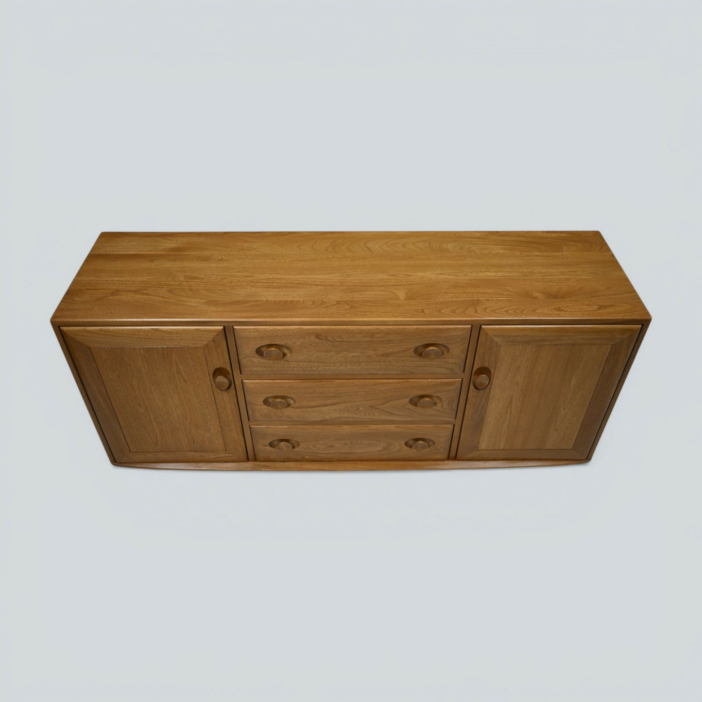 Ercol Windsor Sideboard Model Number 1072 Light Finish Vintage FREE UK Delivery*
