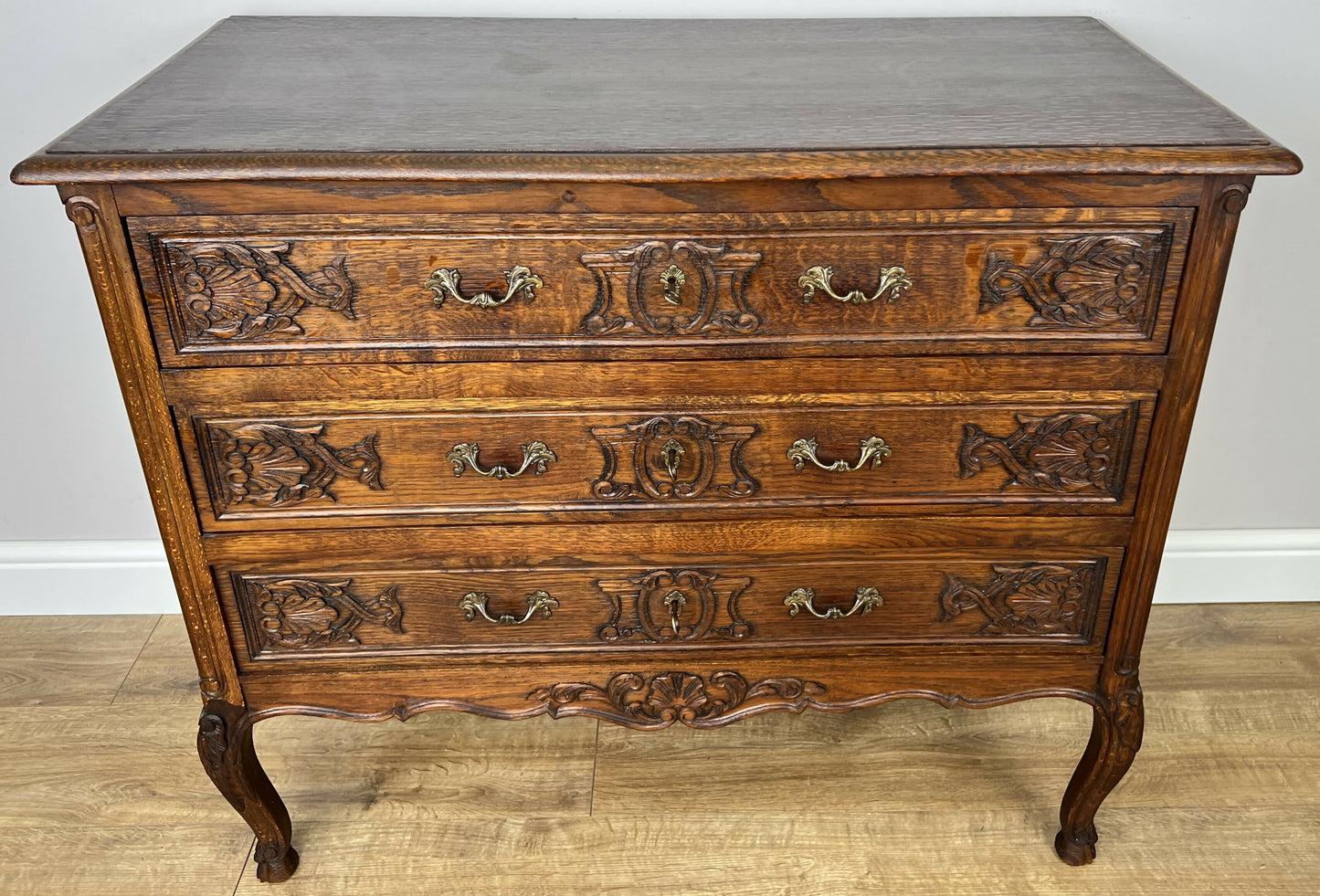 Chest of Drawers Vintage French Louis Oak 3 Drawers Carved Cabinet LOT 6252