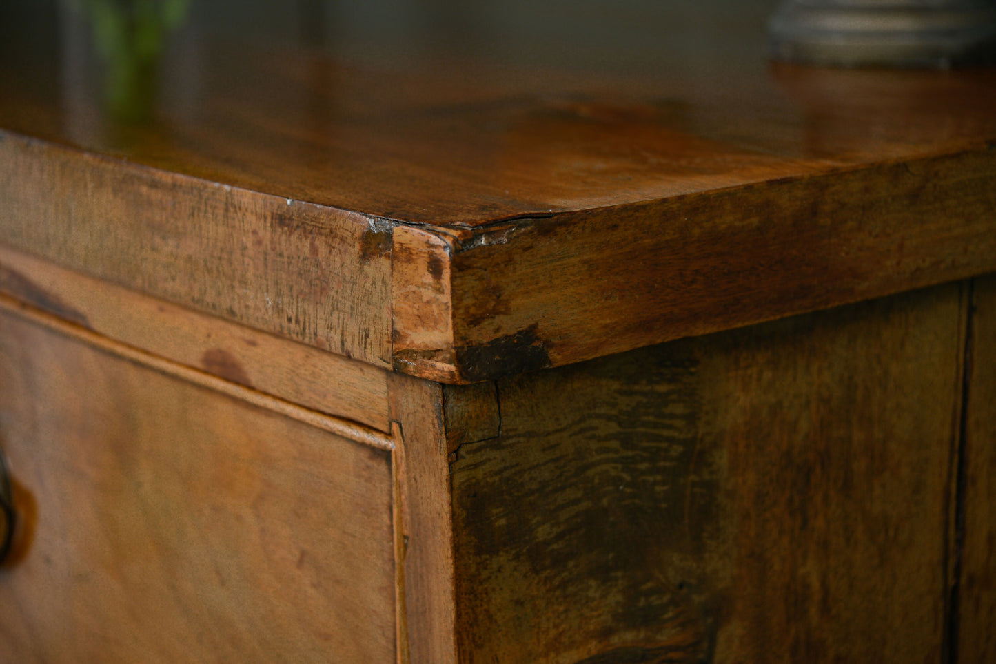 Victorian Bow Fronted Mahogany Chest of Drawers - 2 Over 3