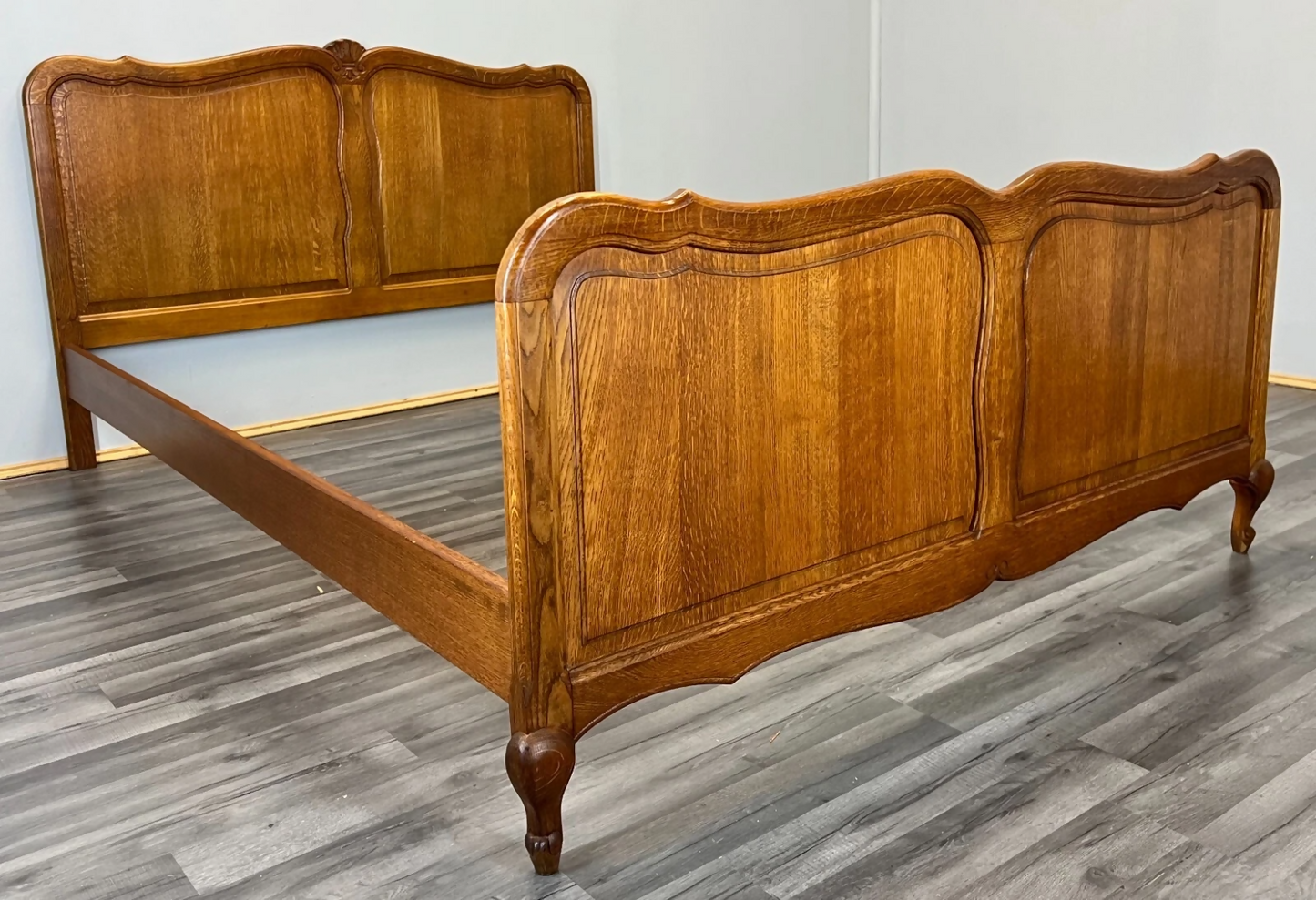 Bed Vintage French Louis XVI Double Bed Frame Oak Carved Headboard LOT 3659