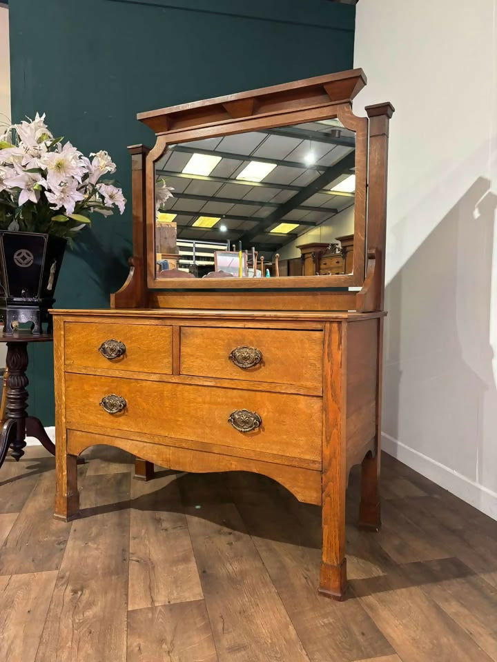 Art Nouveau Oak Dressing Tablexc