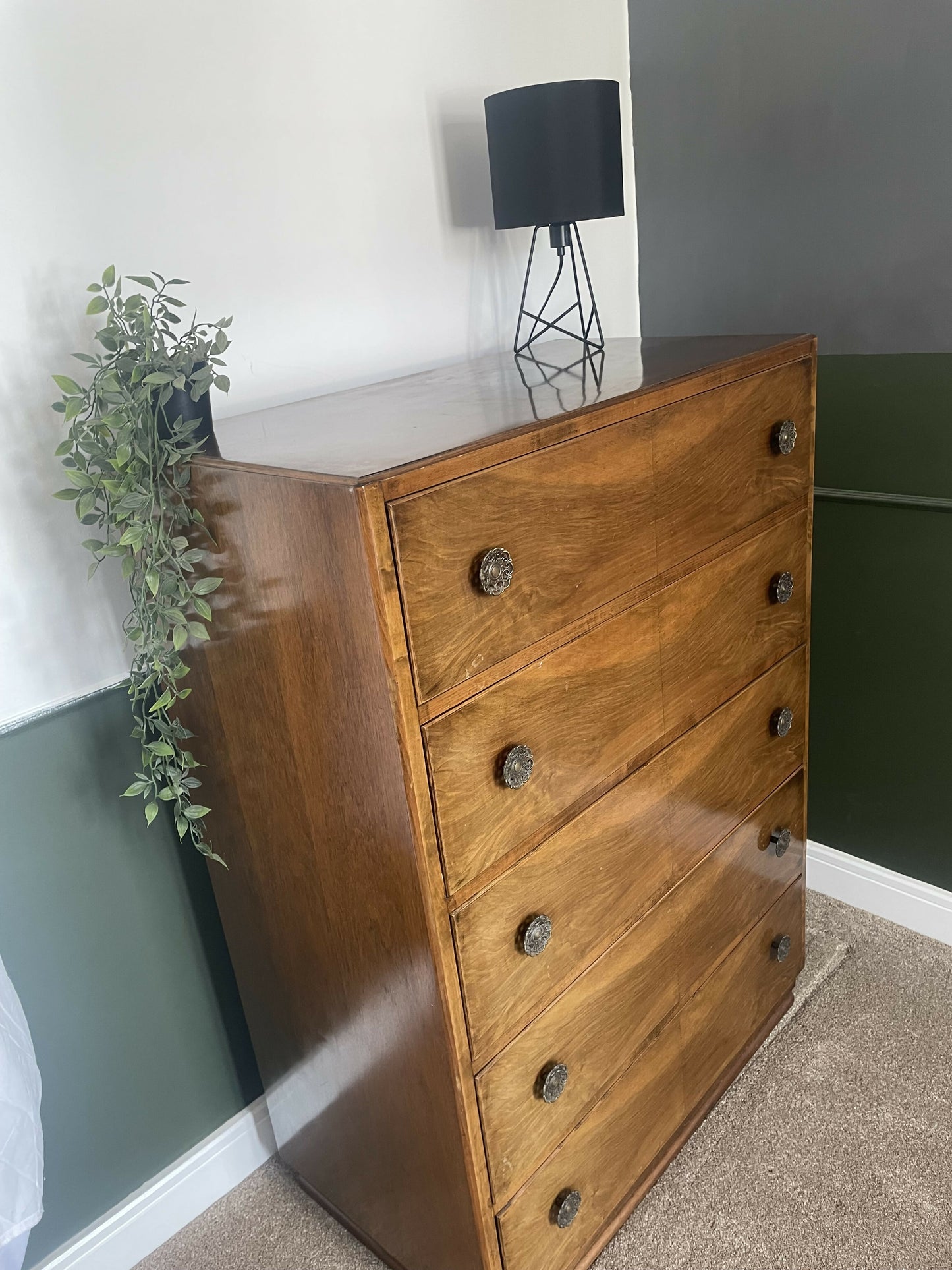 Harris Lebus, Vintage Mid Century Chest of Drawers / Tallboy – 5 Drawer – Beautiful Figured Wood Veneer – 1950s Style