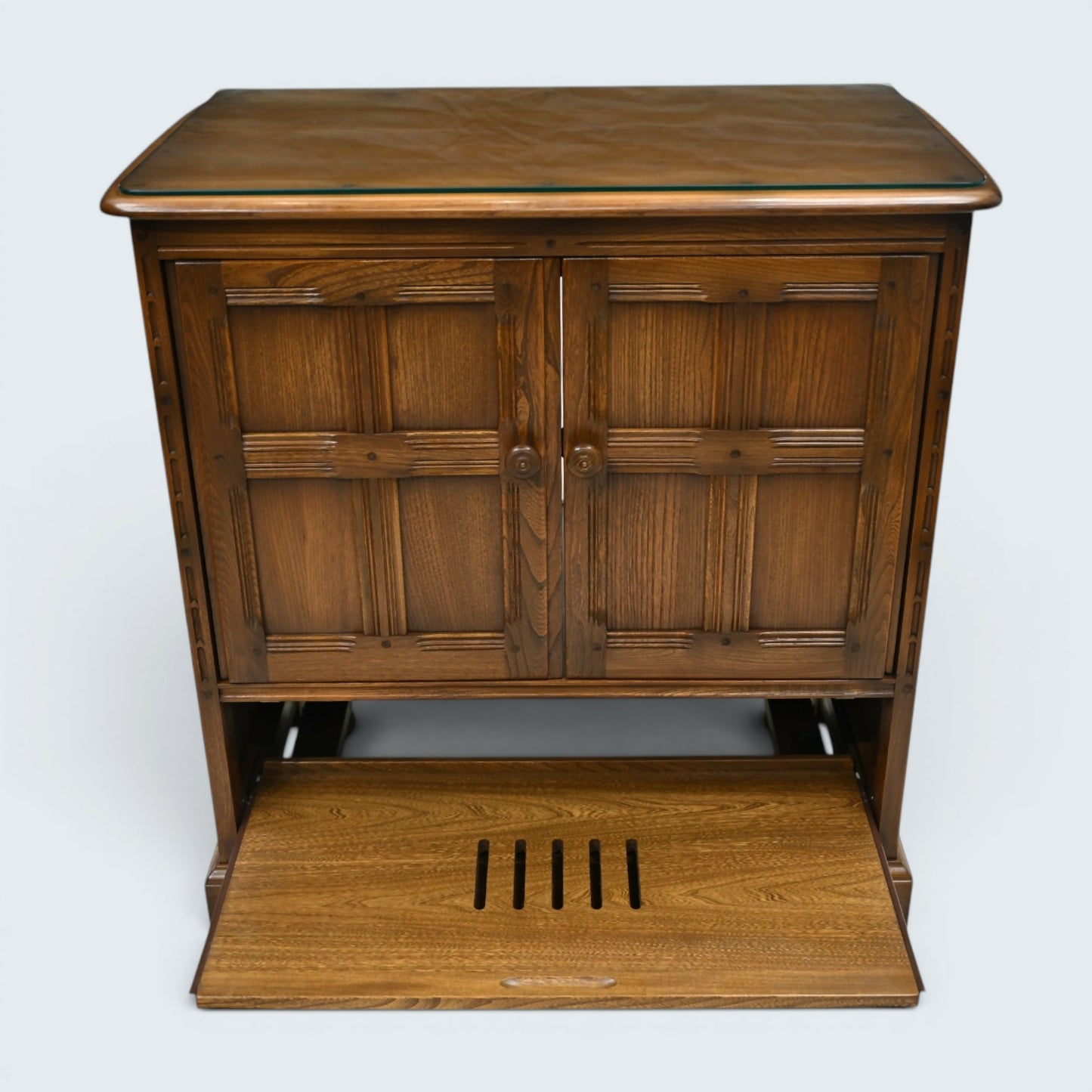 Ercol Mural TV Video Cabinet Golden Dawn Hideaway Doors Model 839 FREE Delivery*