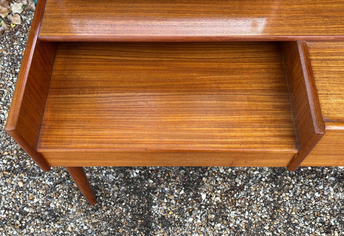 Vintage Melvin Mikkelsen Møbler Dressing Vanity Table
