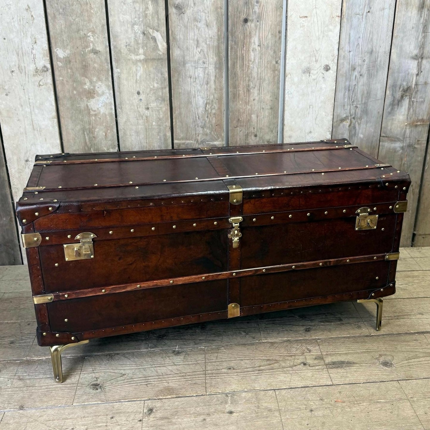 Unique luxury antique leather coffee table trunk