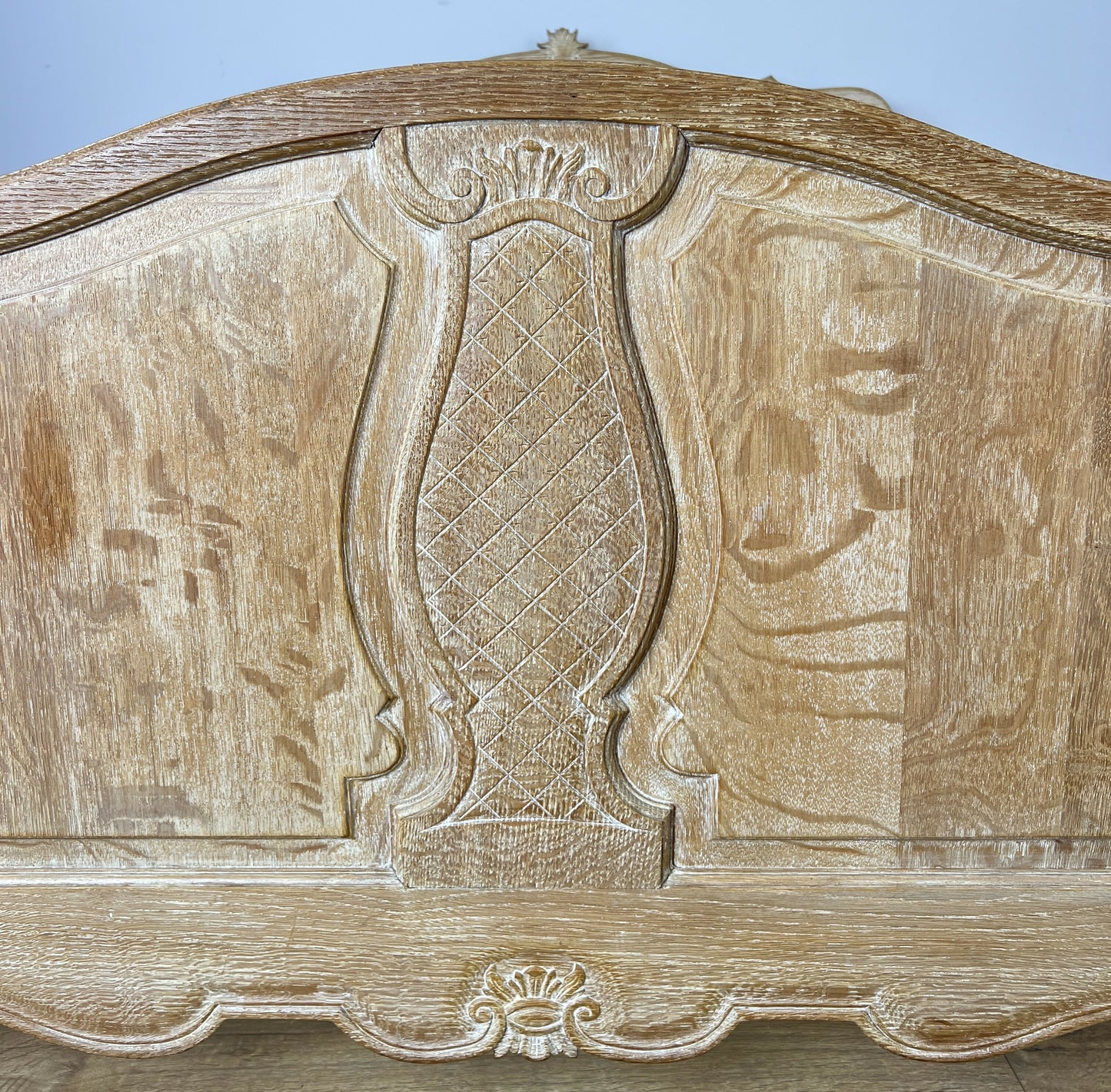 Bed Vintage French Louis XVI Oak King Size Bed Frame Carved Headboard LOT 6372