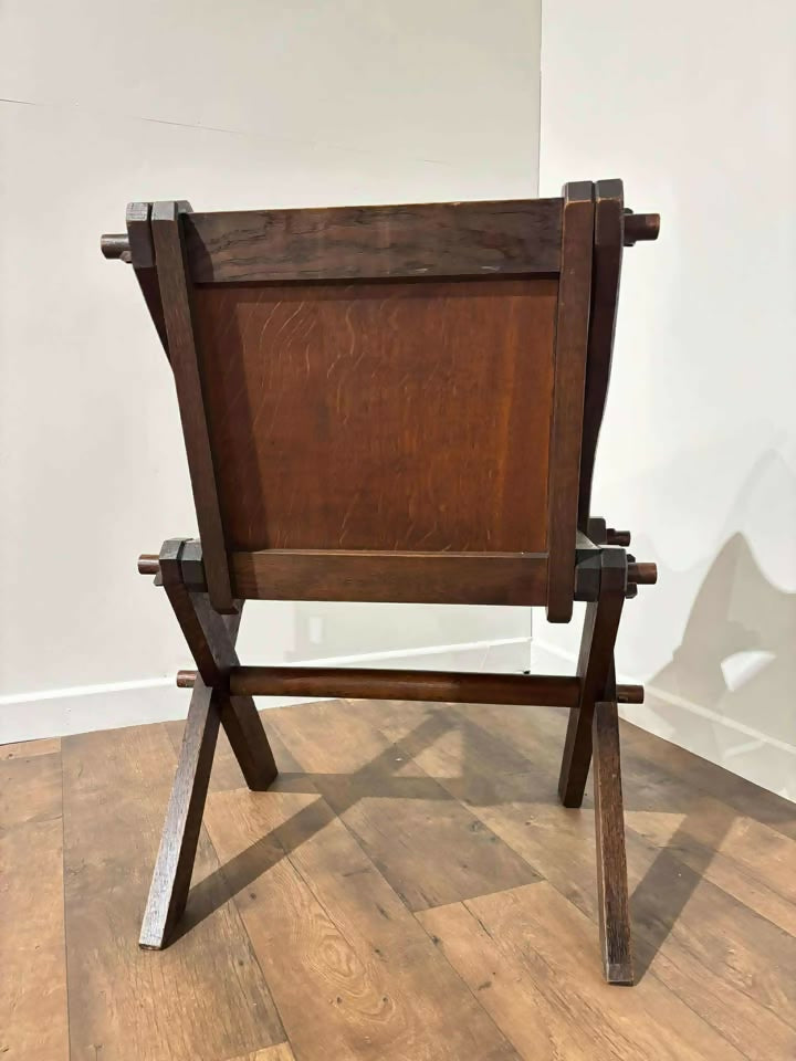 Oak Glastonbury / Ecclesiastical Chair