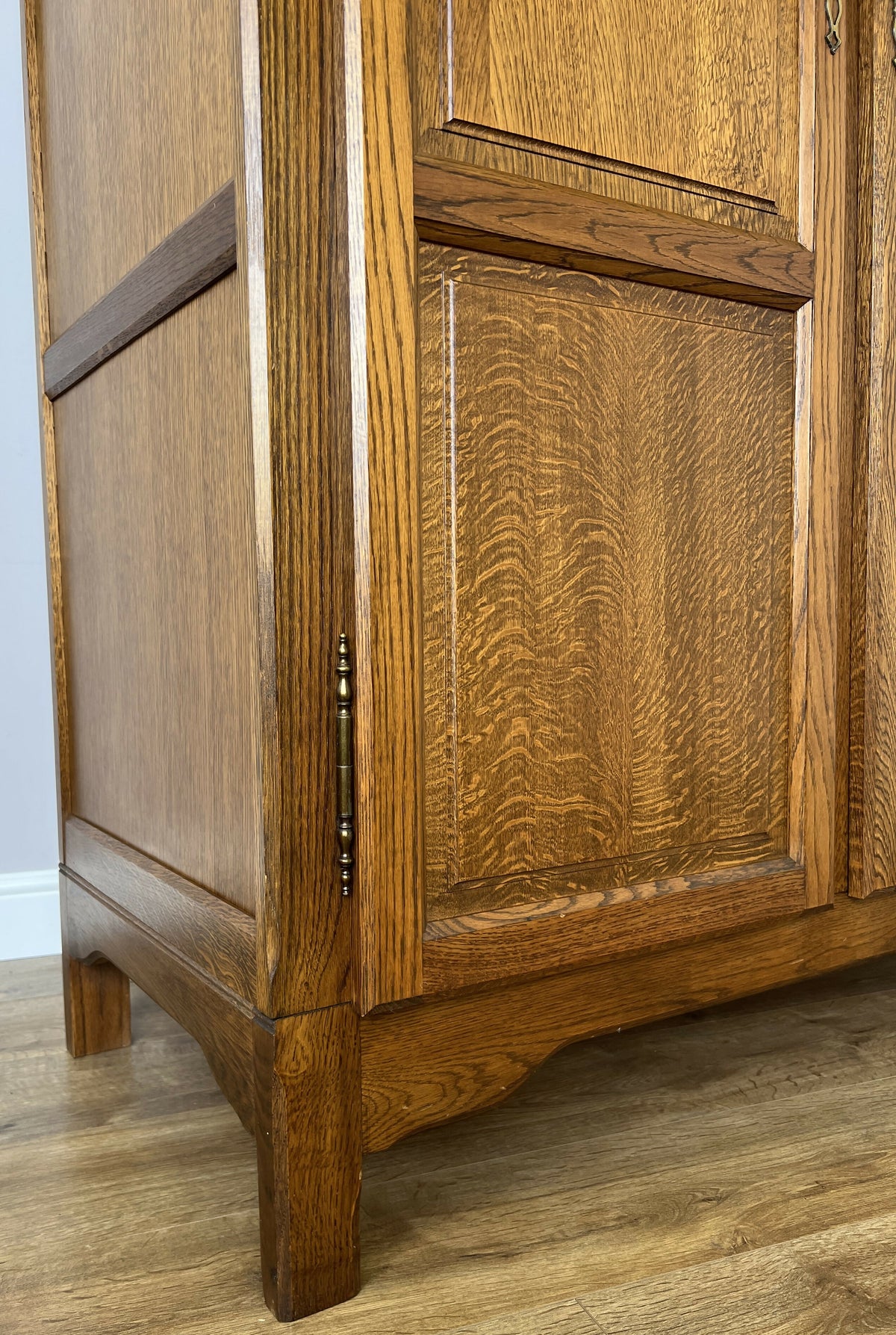 Wardrobe Vintage French Style Oak Triple Door Carved Armoire Cabinet LOT 6525