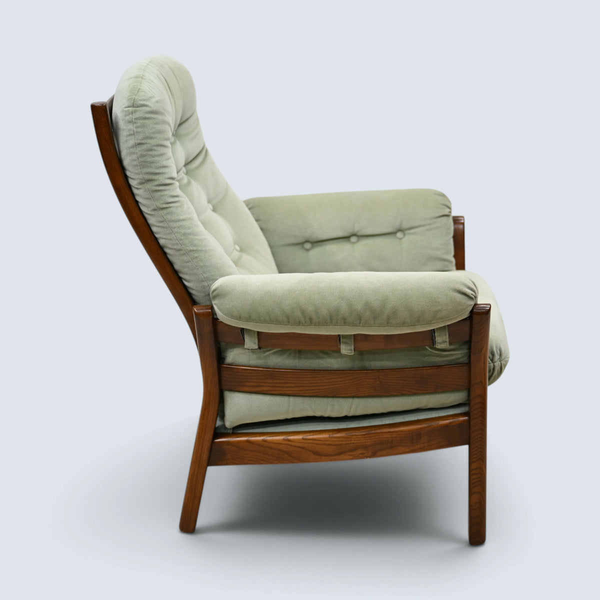Ercol Saville Easy Chair Armchair Golden Dawn Finish #930 FREE UK Delivery*