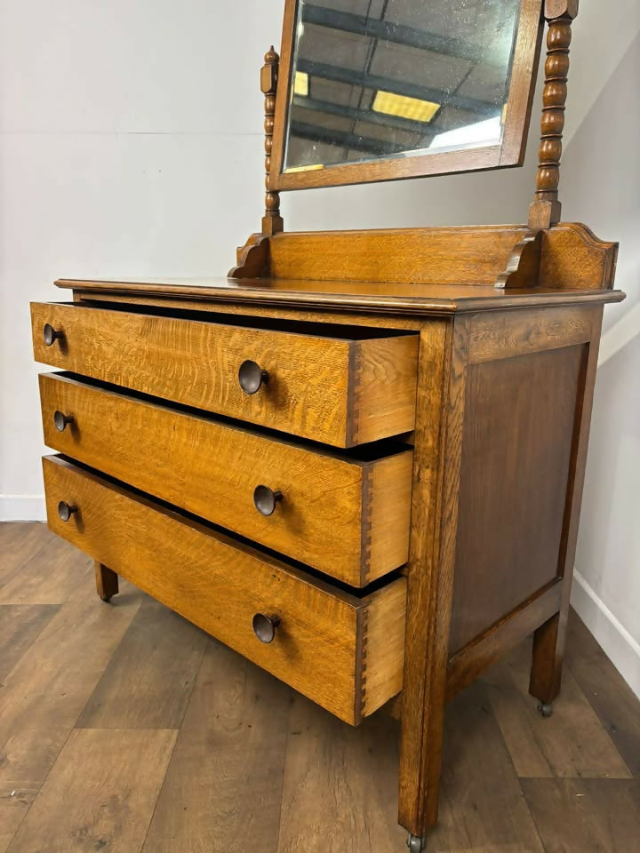 Vintage Oak Dressing Table with Mirror – 3 Drawer Vanity on Castors
