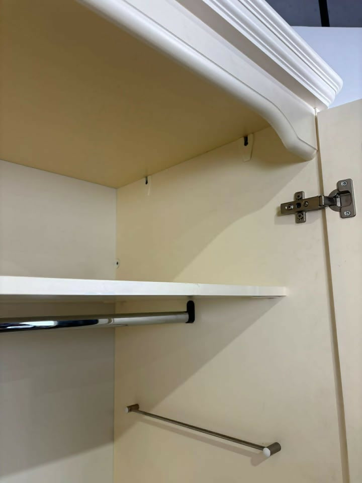 Modern Sheredon Two Door Wardrobe – Mirrored Interior
