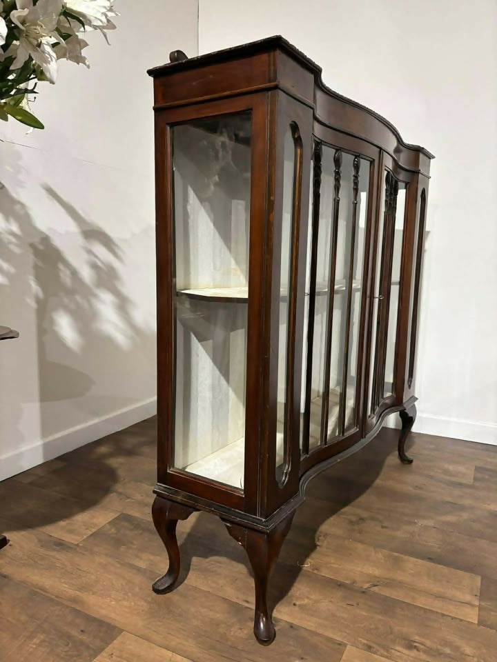 Edwardian Mahogany Serpentine Form Display Cabinet