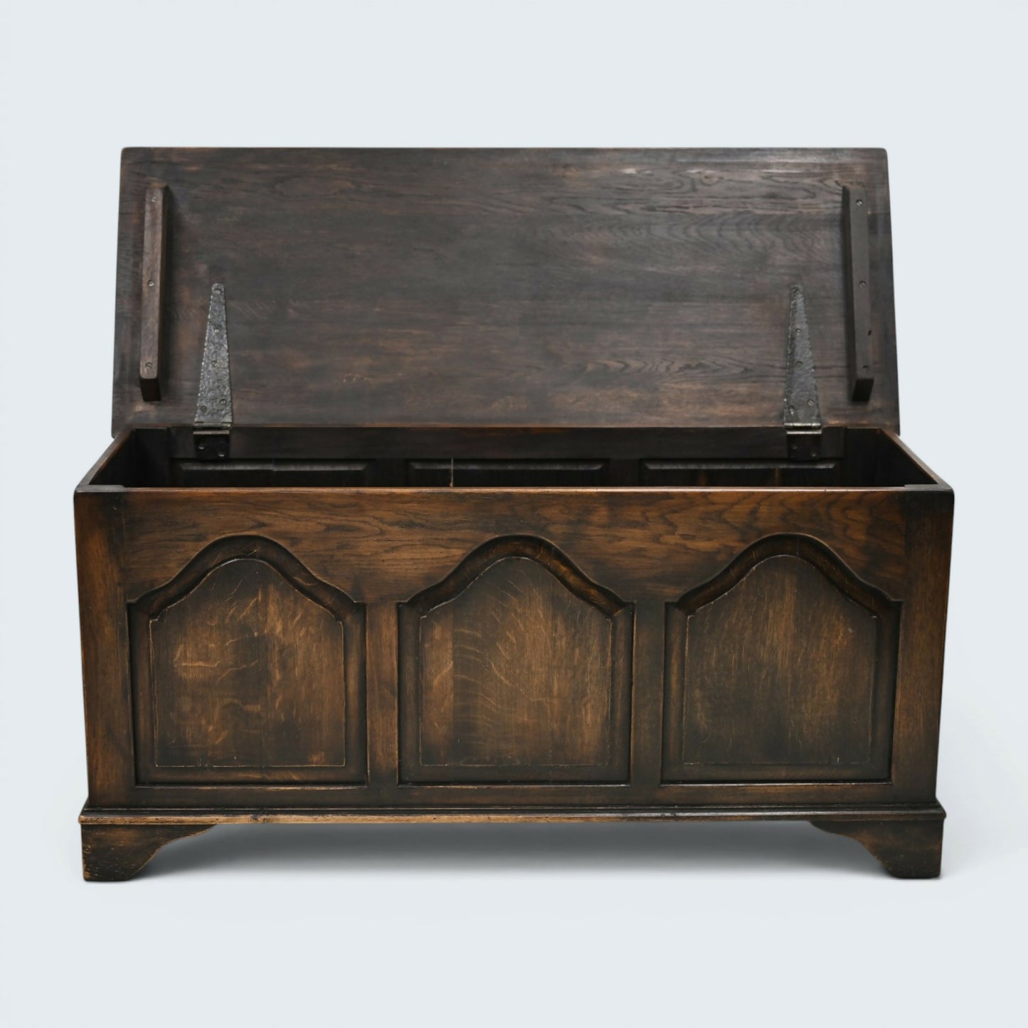 Oak Blanket Box /Chest Coffee Table Jacobean Style Lift Up Top FREE UK Delivery