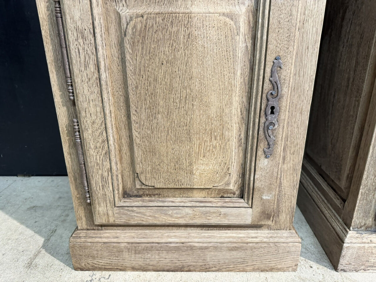 Quality Pair Oak Bedside Cupboards