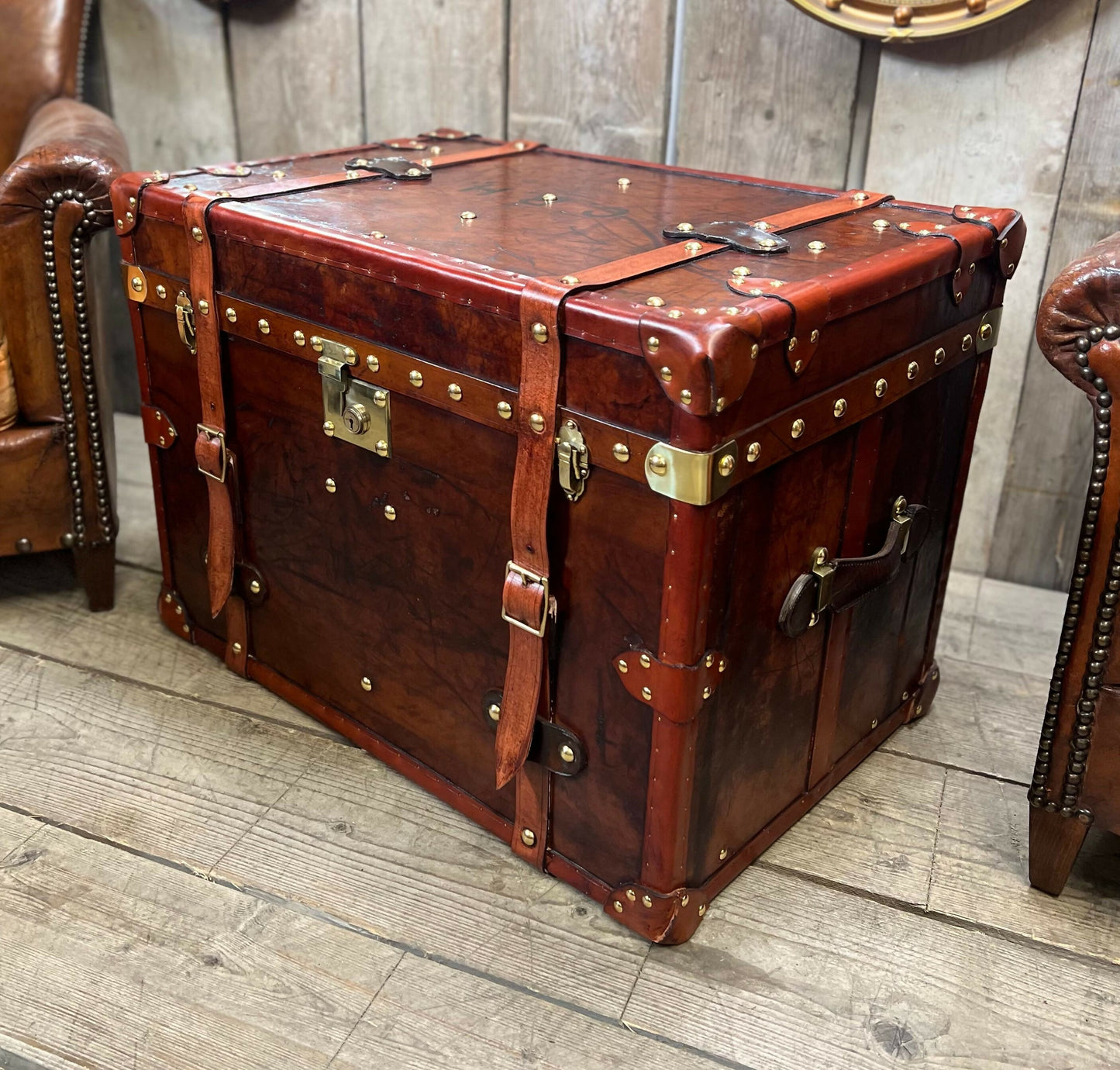 English handmade vintage luxury leather trunk - storage chest - rustic style