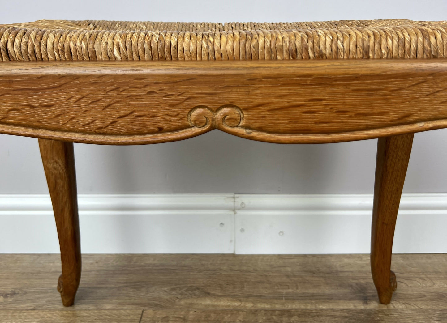Footstool Vintage French Louis Style Oak Table Rush Seat Carved Stool LOT 6213