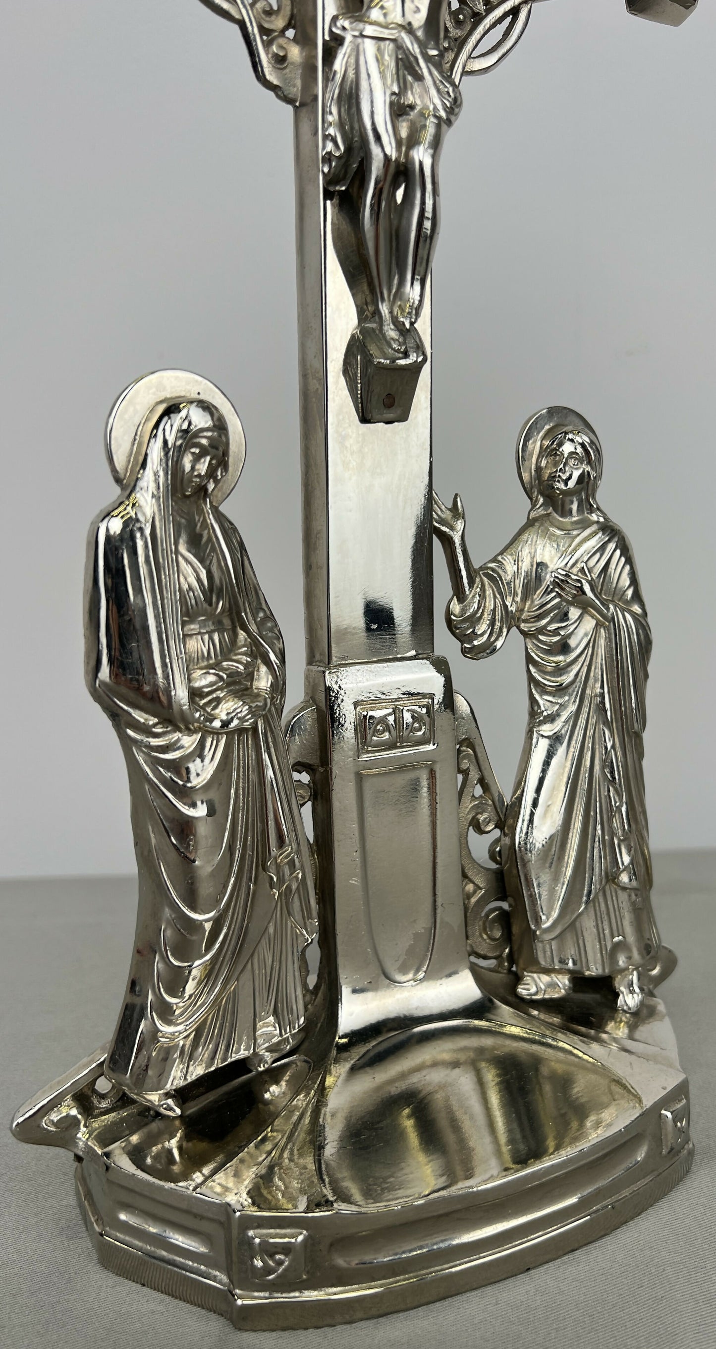 Crucifix Vintage French Style Metal Ornate Religious Figure LOT 6420