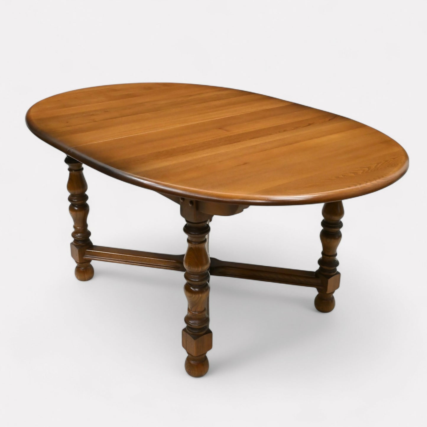 Ercol Large Extending Dining Table D End Seats 10 Model 705 GD FREE UK Delivery. SBR10380/2504E