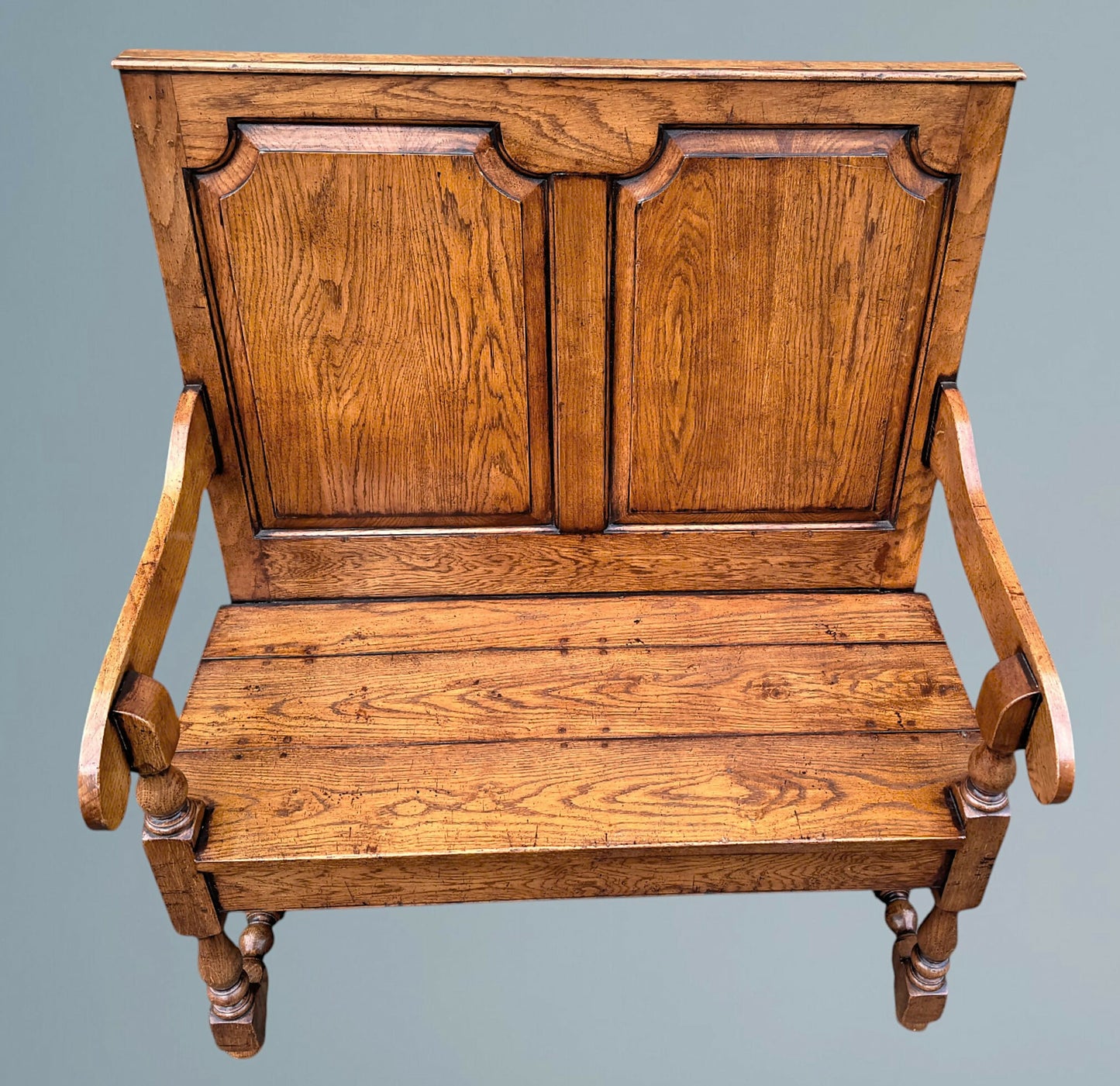 Oak Settle / Oak Hall Seat / Oak Hall Bench