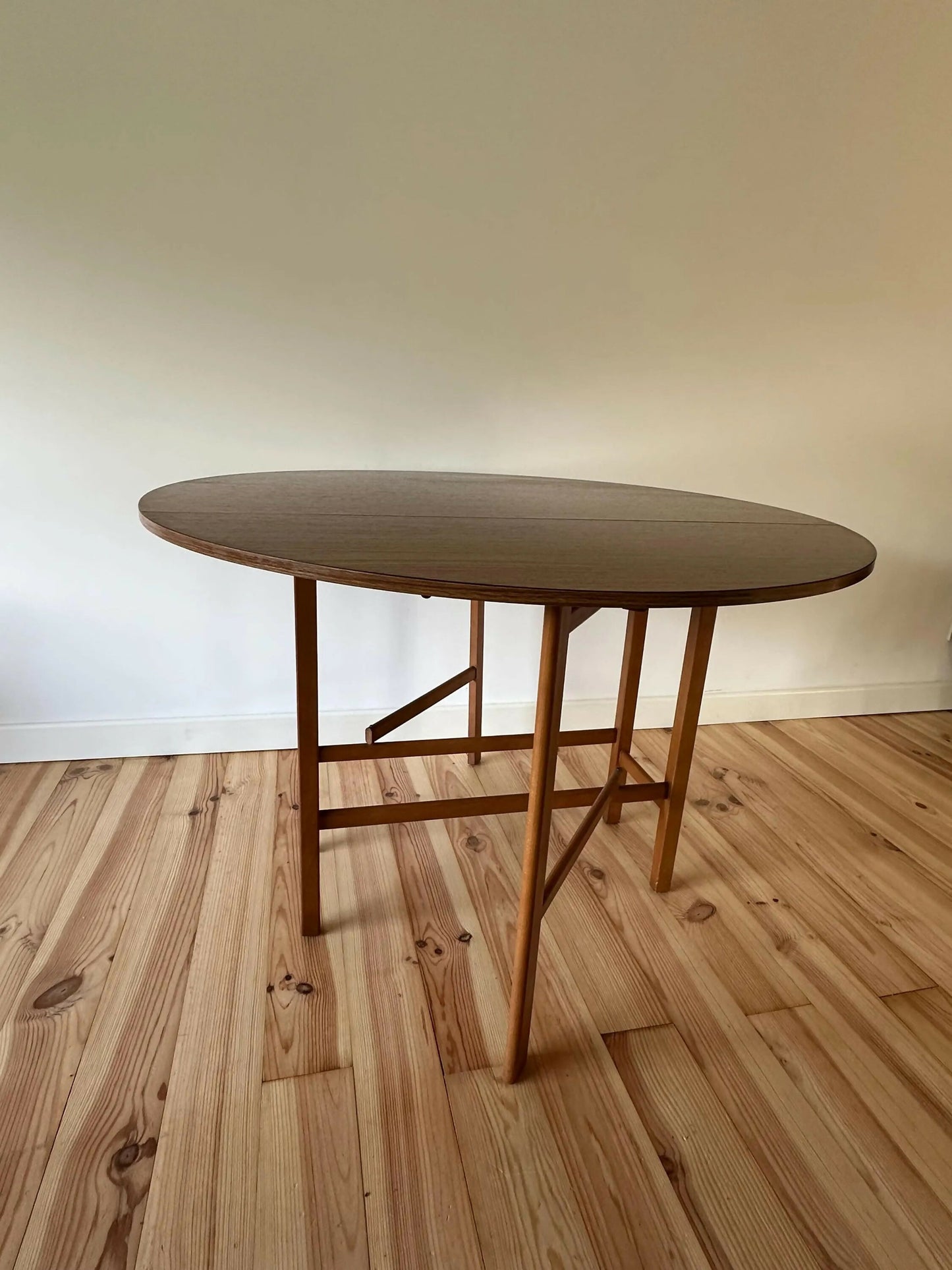 Vintage Mid Century Teak Drop Leaf Table Formica Circular Dining Table