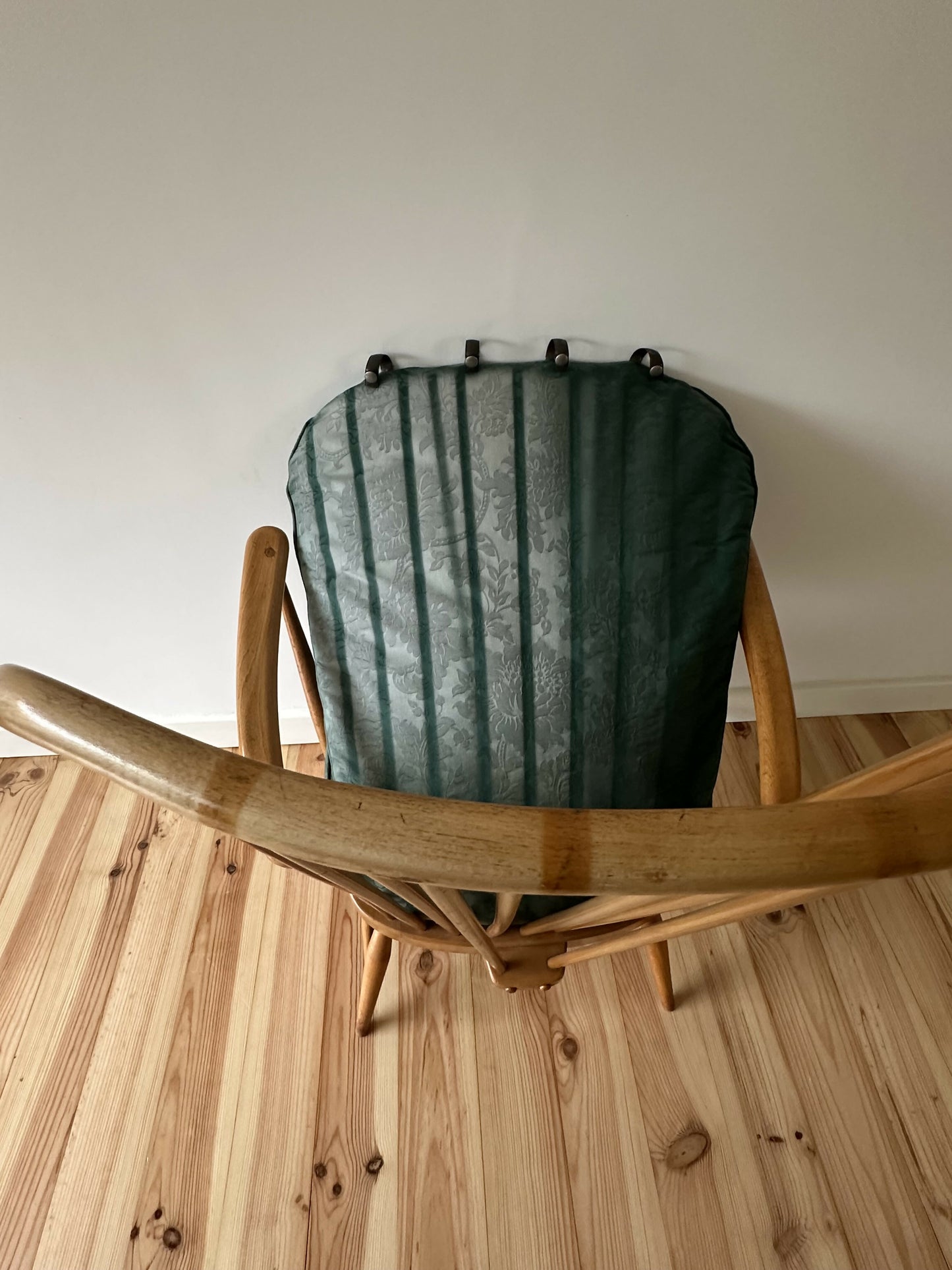 Vintage Ercol Windsor Low Easy Chair Blue Label
