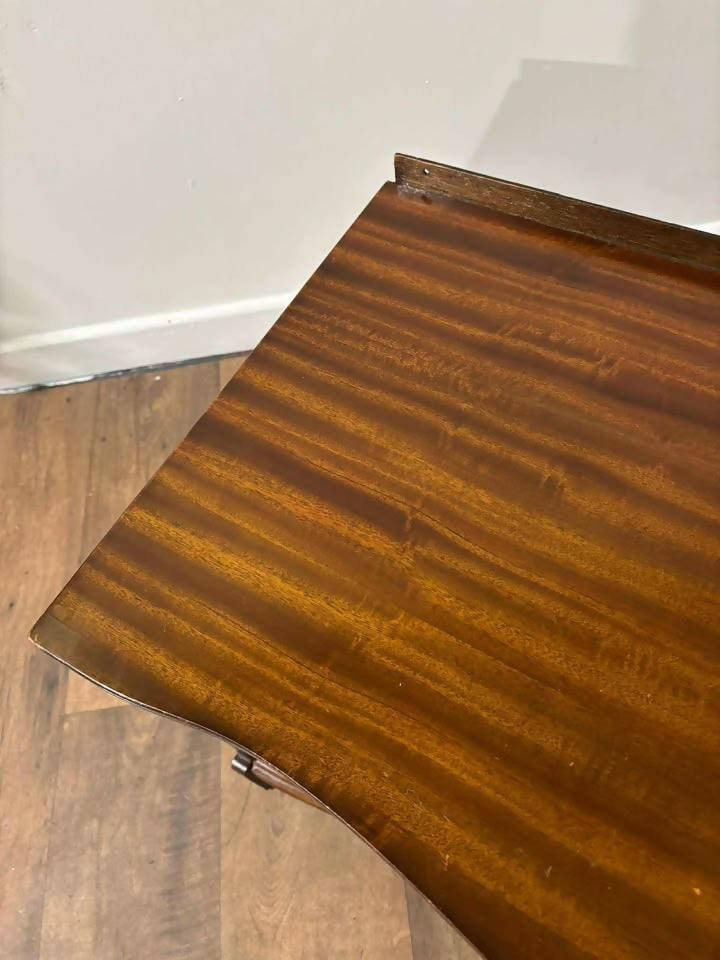 Reproduction Mahogany Serpentine Fronted Three Drawer Chest