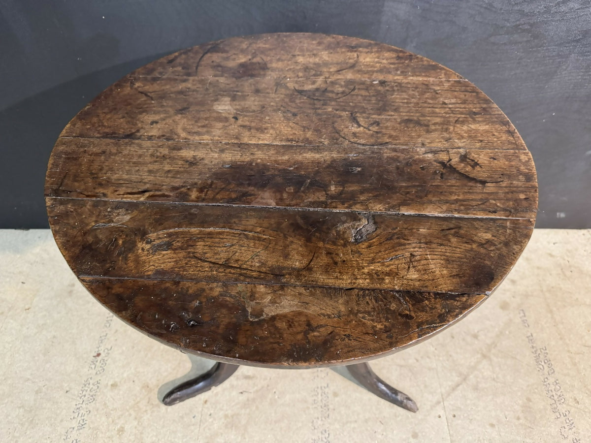 Georgian Oak Tilt Top Table