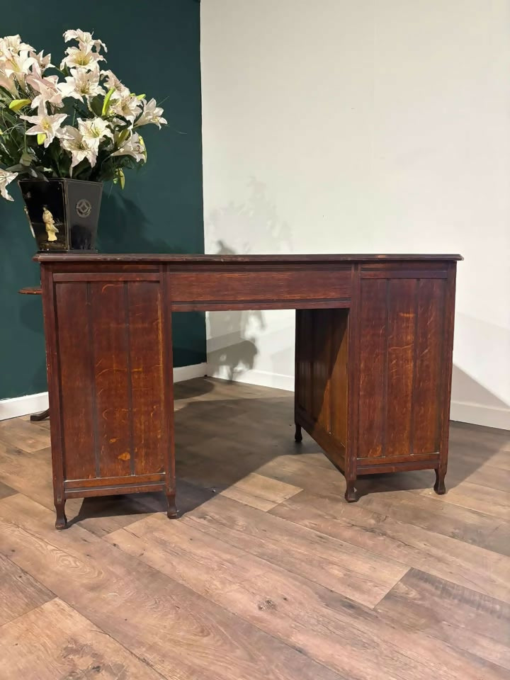 Victorian Oak Twin Pedestal Desk4